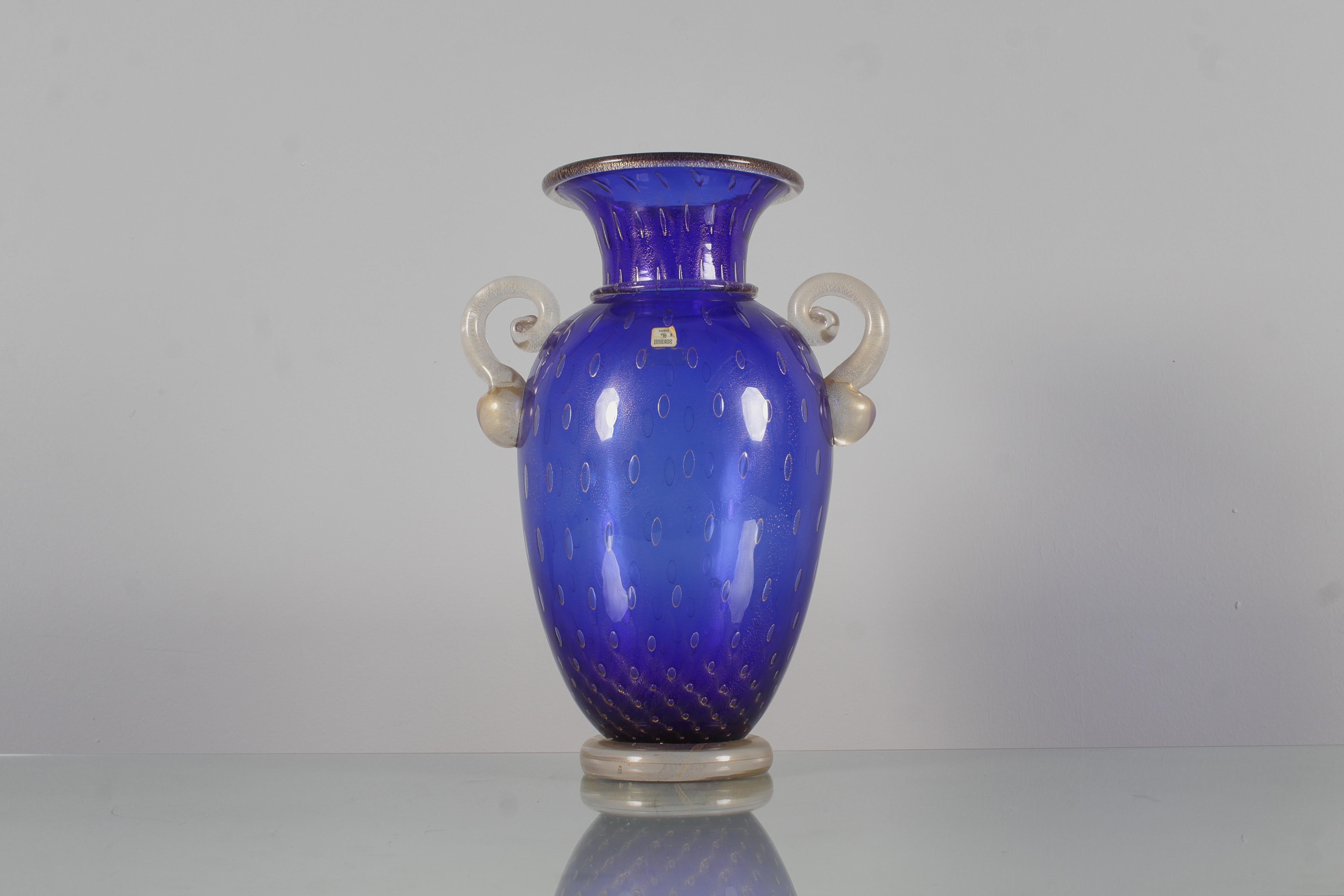 Mid-Century Modern Mid-Century Gambaro & Poggi Blue and Gold Leaf Murano Glass Vase 70s Italy For Sale