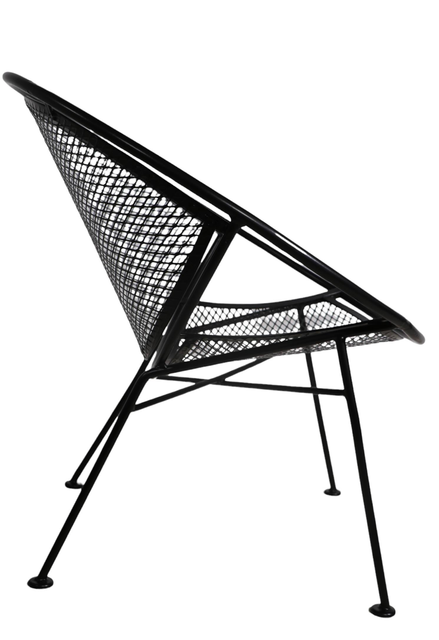 Wrought Iron Mid Century Garden Patio Poolside Radar Lounge Chair by Salterini Powder Coated For Sale