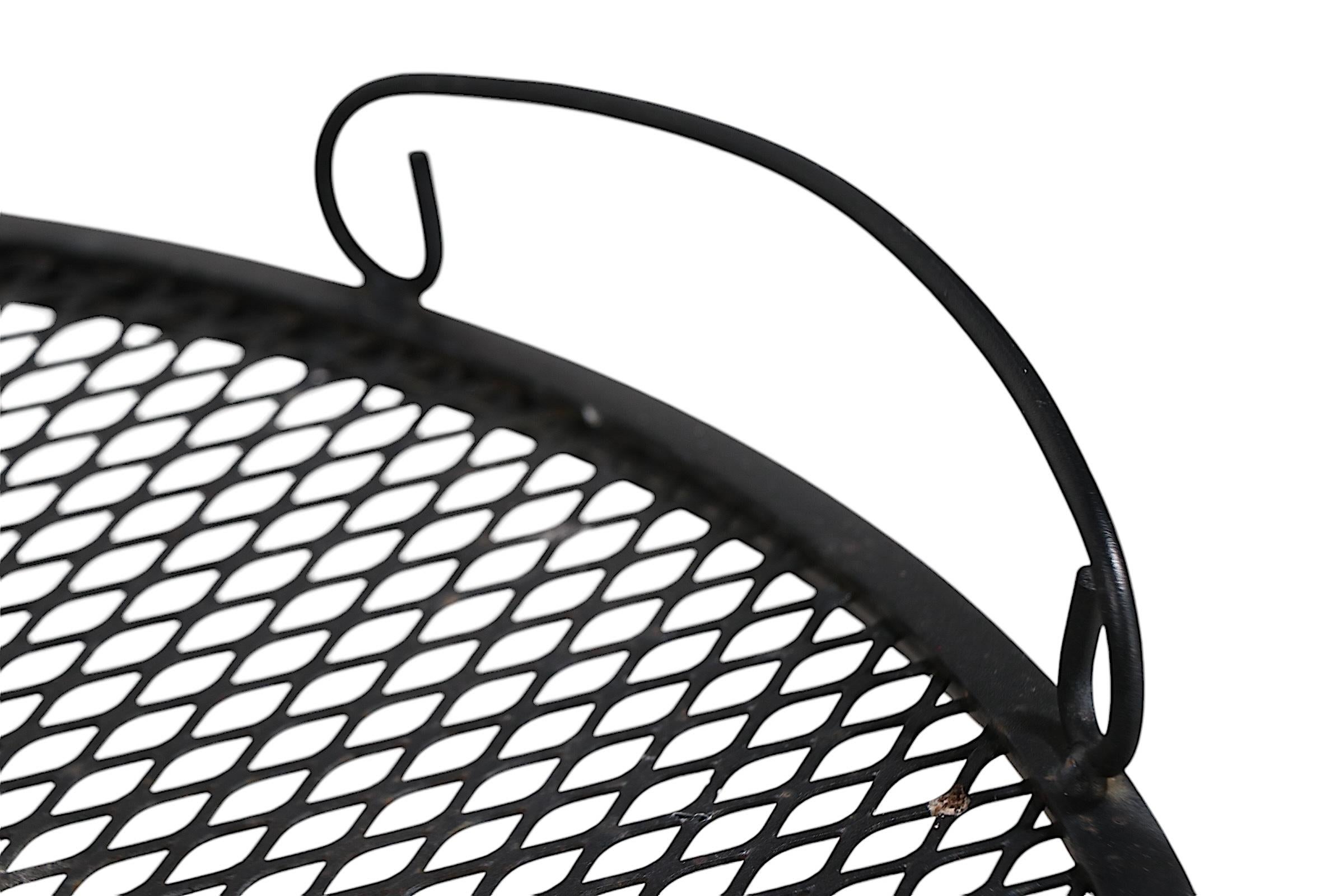 American Mid Century Garden Patio Poolside  Wrought Iron Tray Top Table att. to Woodard For Sale