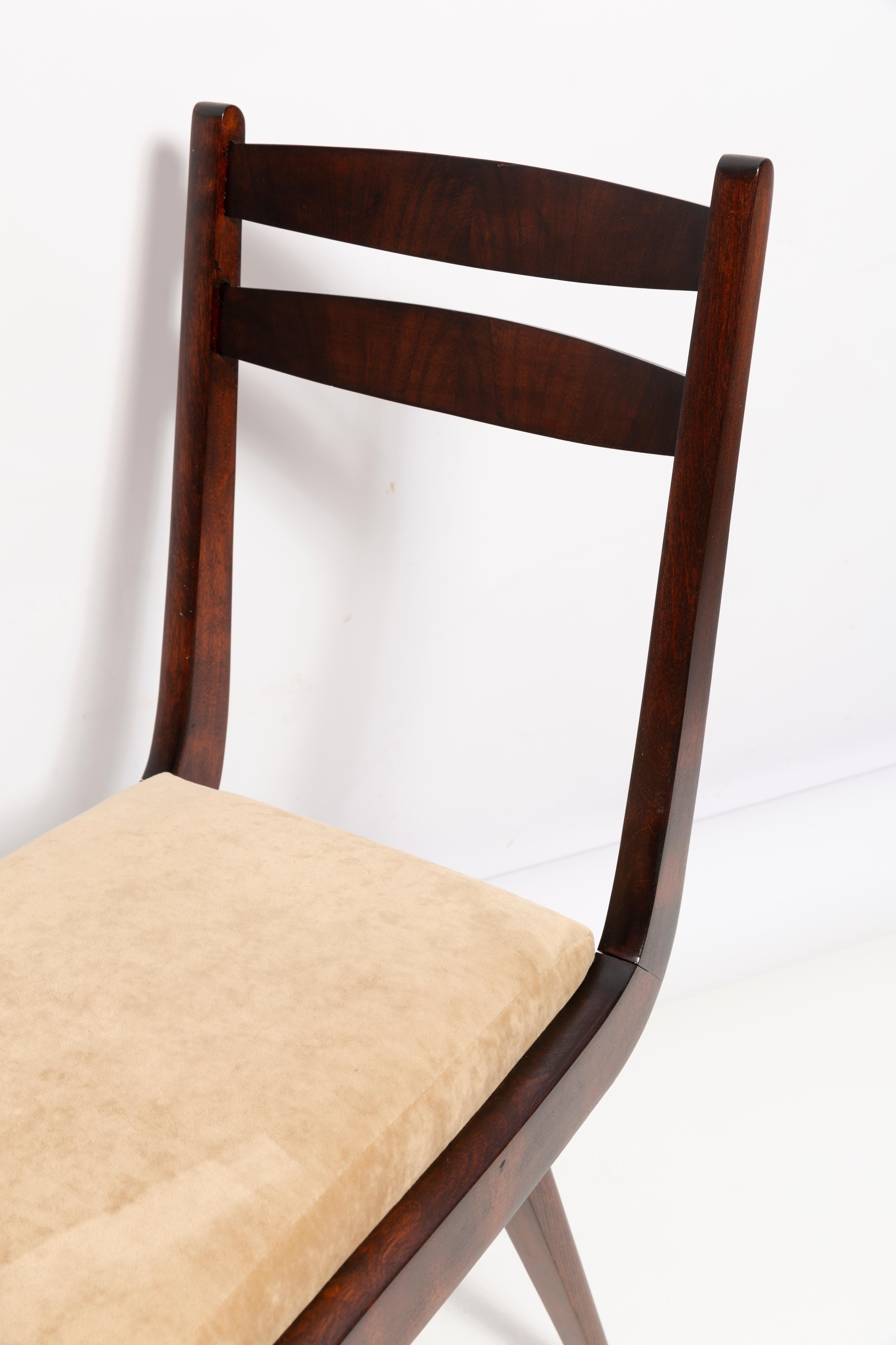 Mid Century Gazelle ii Beige Velvet, Walnut Wood Chair, Europe, 1960s For Sale 3