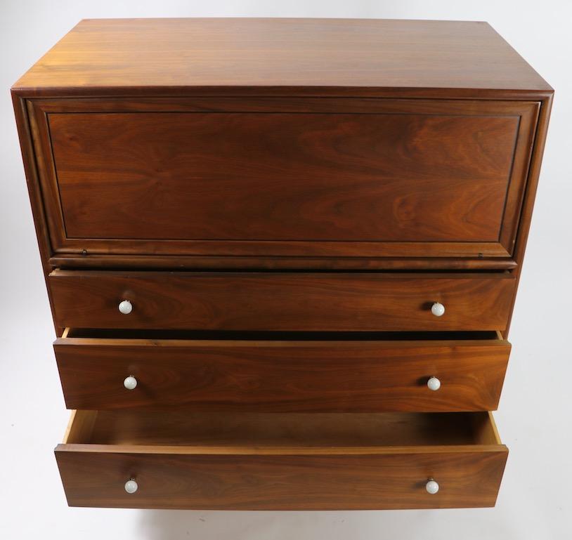 Mid Century Gentleman's Chest by Kipp Stewart for Drexel In Good Condition In New York, NY
