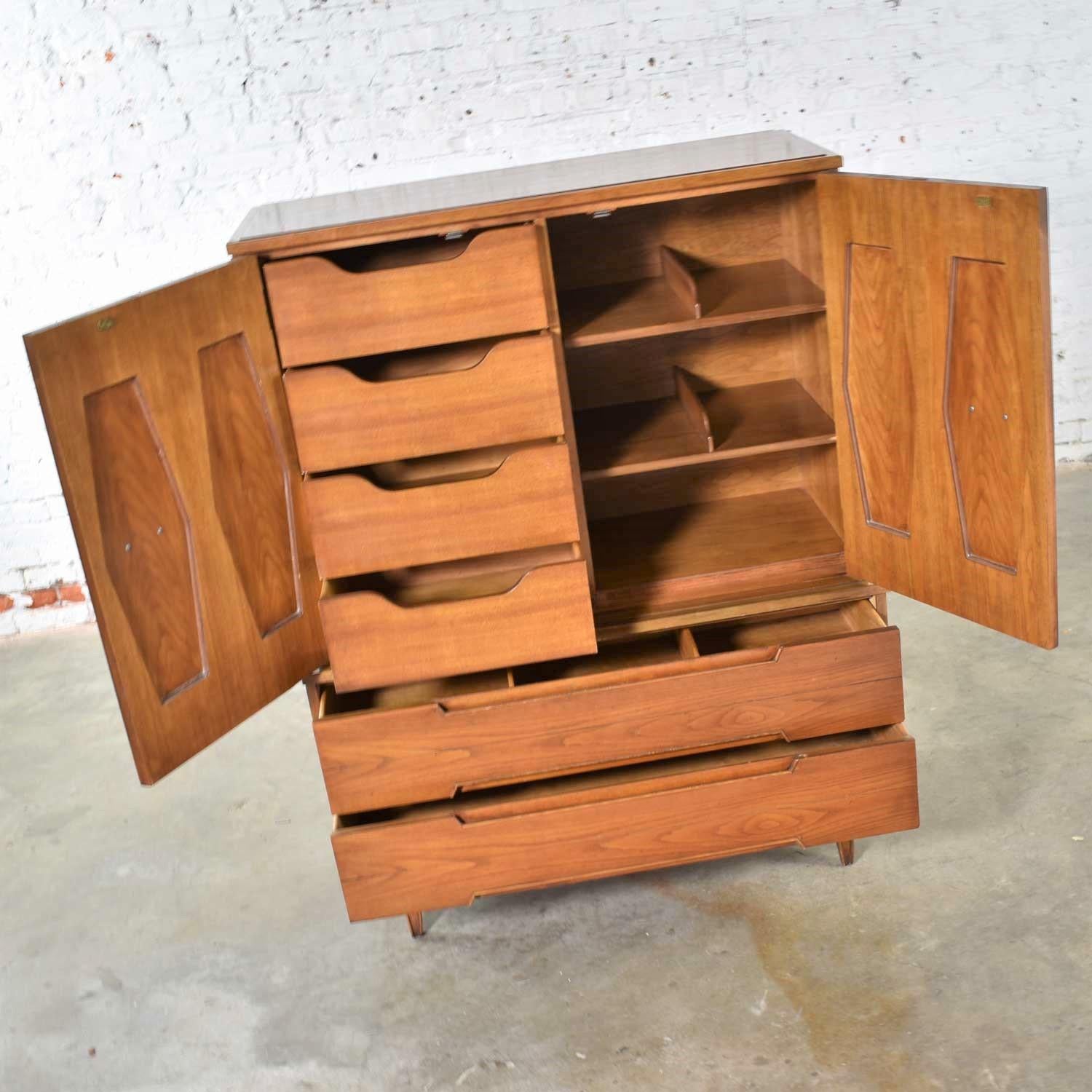 Ash Midcentury Gentlemen’s Chest with Hexagon Paneled Design and Brass Hardware For Sale