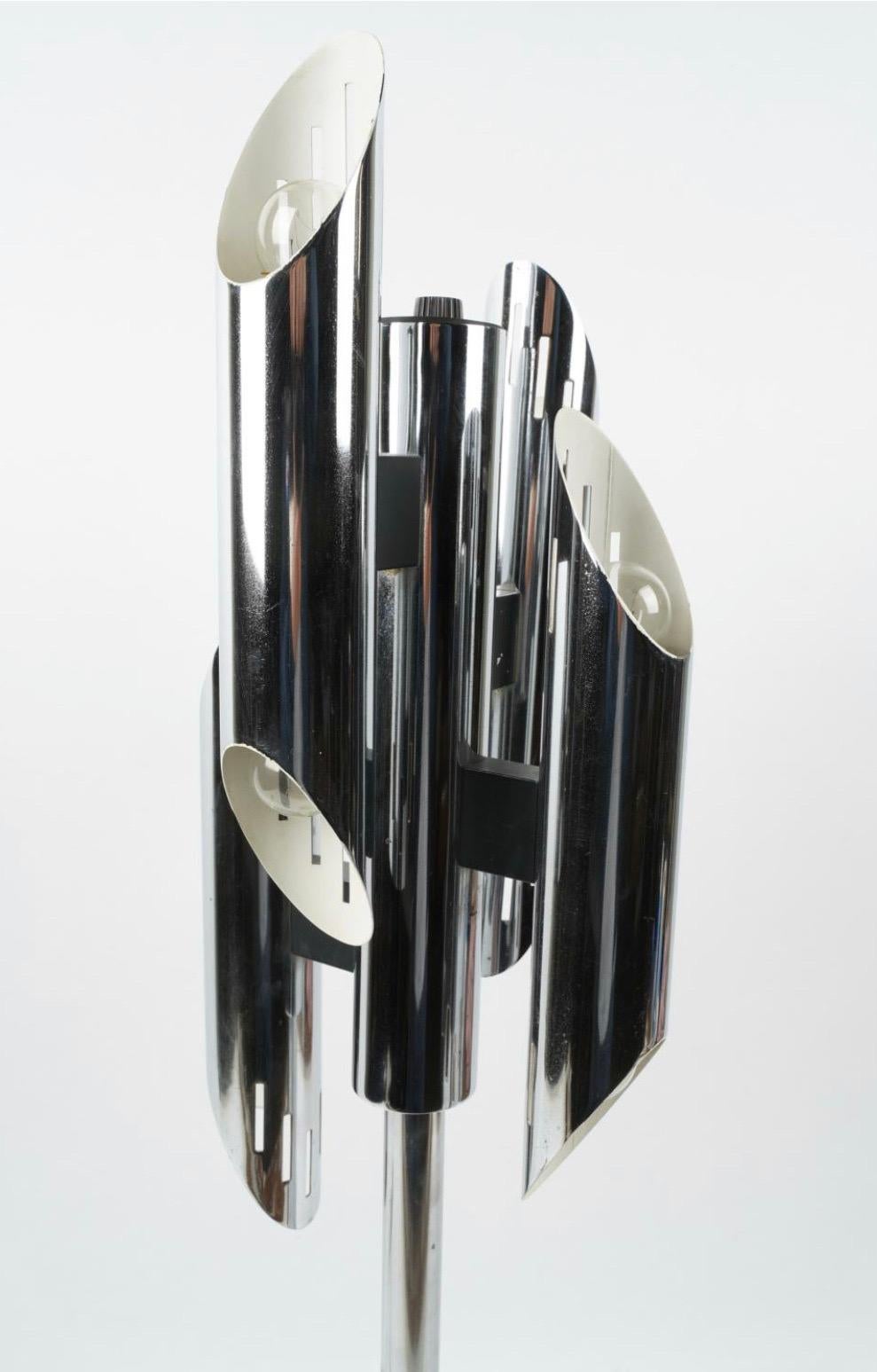 Mid-Century Modern Mid-Century Geometric Eight Socket Chrome Table Lamp by Gaetano Sciolari  For Sale