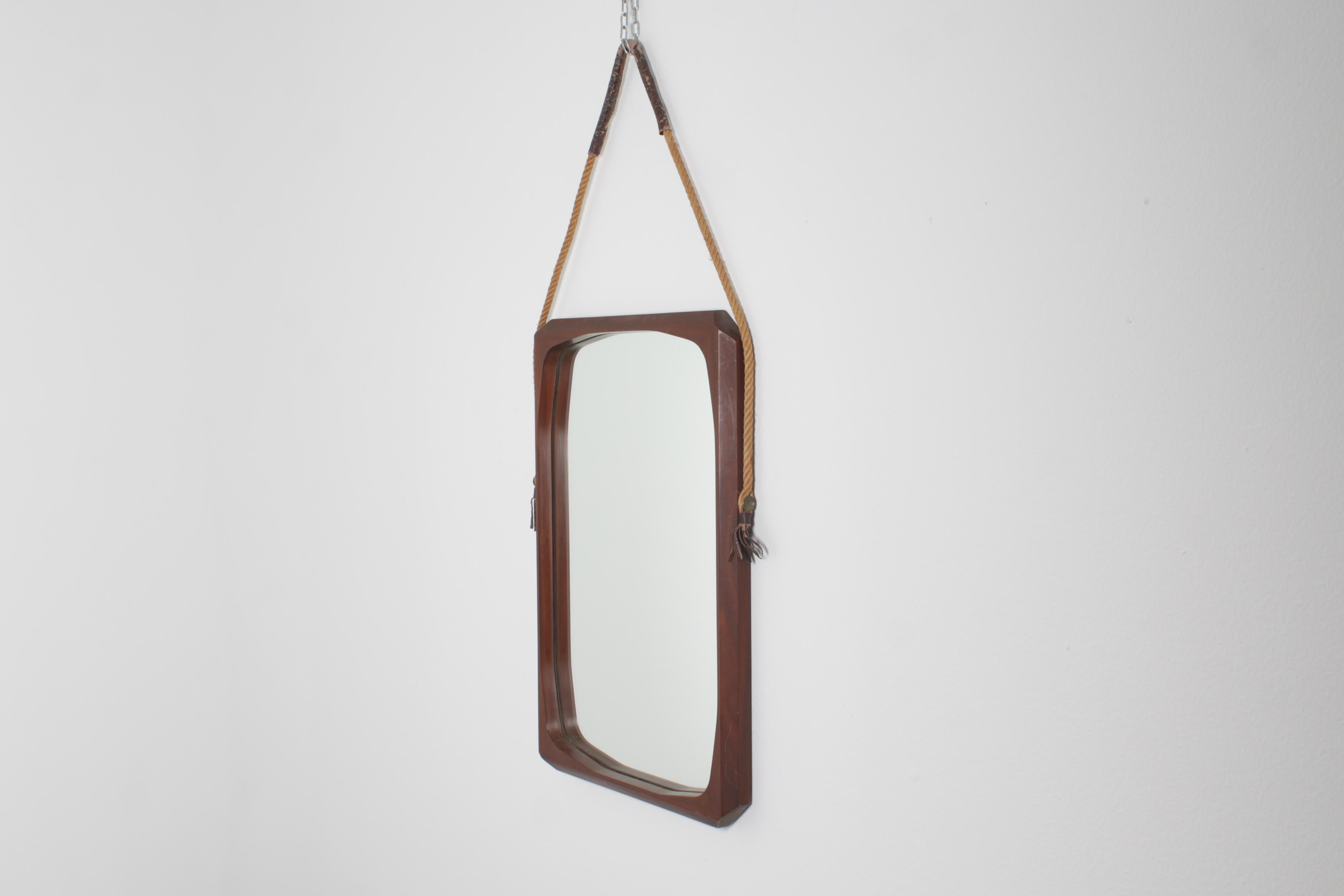 Mid-Century Geometric Wooden Wall Mirror with Rope, 60s Italy In Good Condition For Sale In Palermo, IT