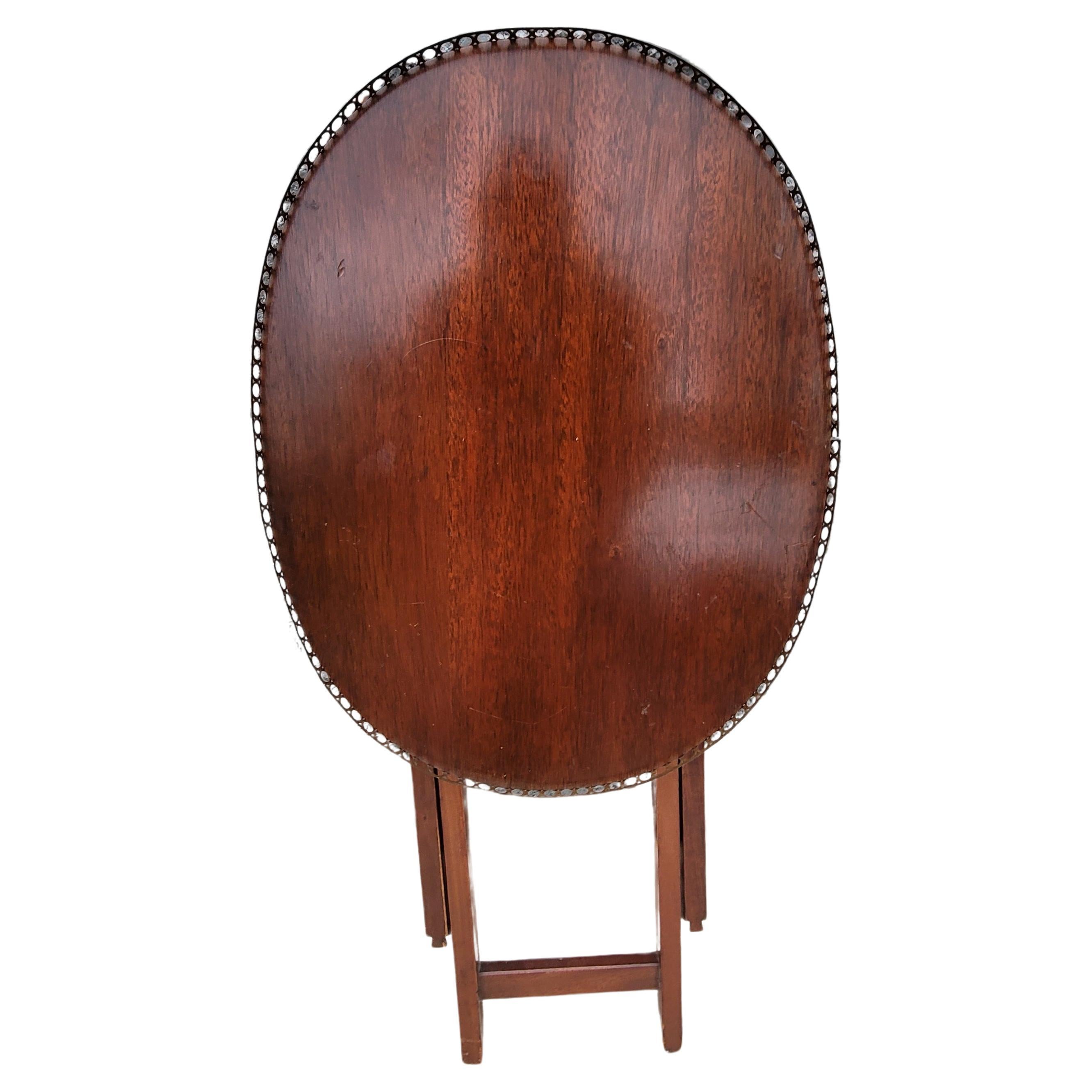 Mid-Century George III Style Mahogany Folding Tray Table w/ Gallery, Circa 1950s In Good Condition For Sale In Germantown, MD