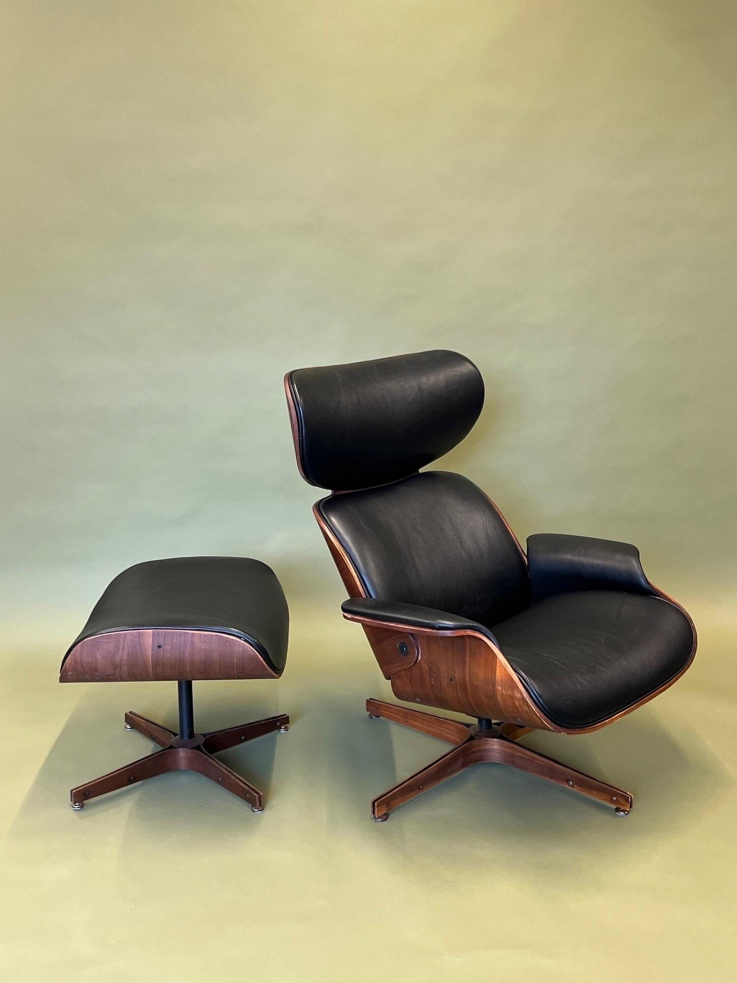 A fantastic statement piece from the mid century. The Mr. chair reclines and swivels and is upholstered in black leather. This iconic lounge is a great addition to any interior. Very comfy and plenty of life left. I’m overall great condition with