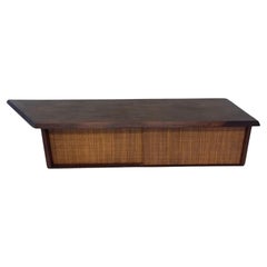 Mid Century George Nakashima Stil Wand montiert schwebende Schiebetür Credenza