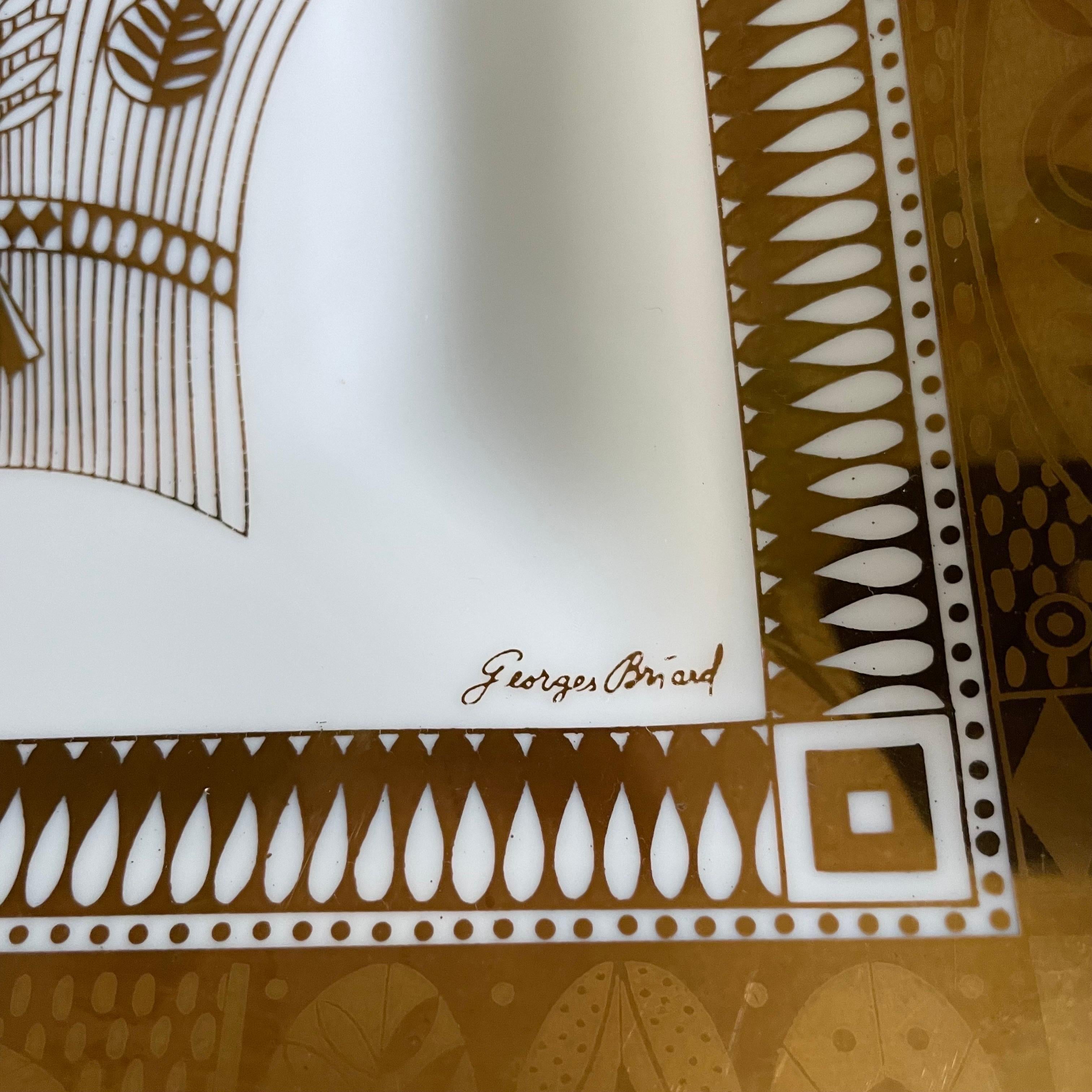 Mid-Century Modern Mid Century Georges Briard Milk Glass Trays with Gold Leaf Pattern 