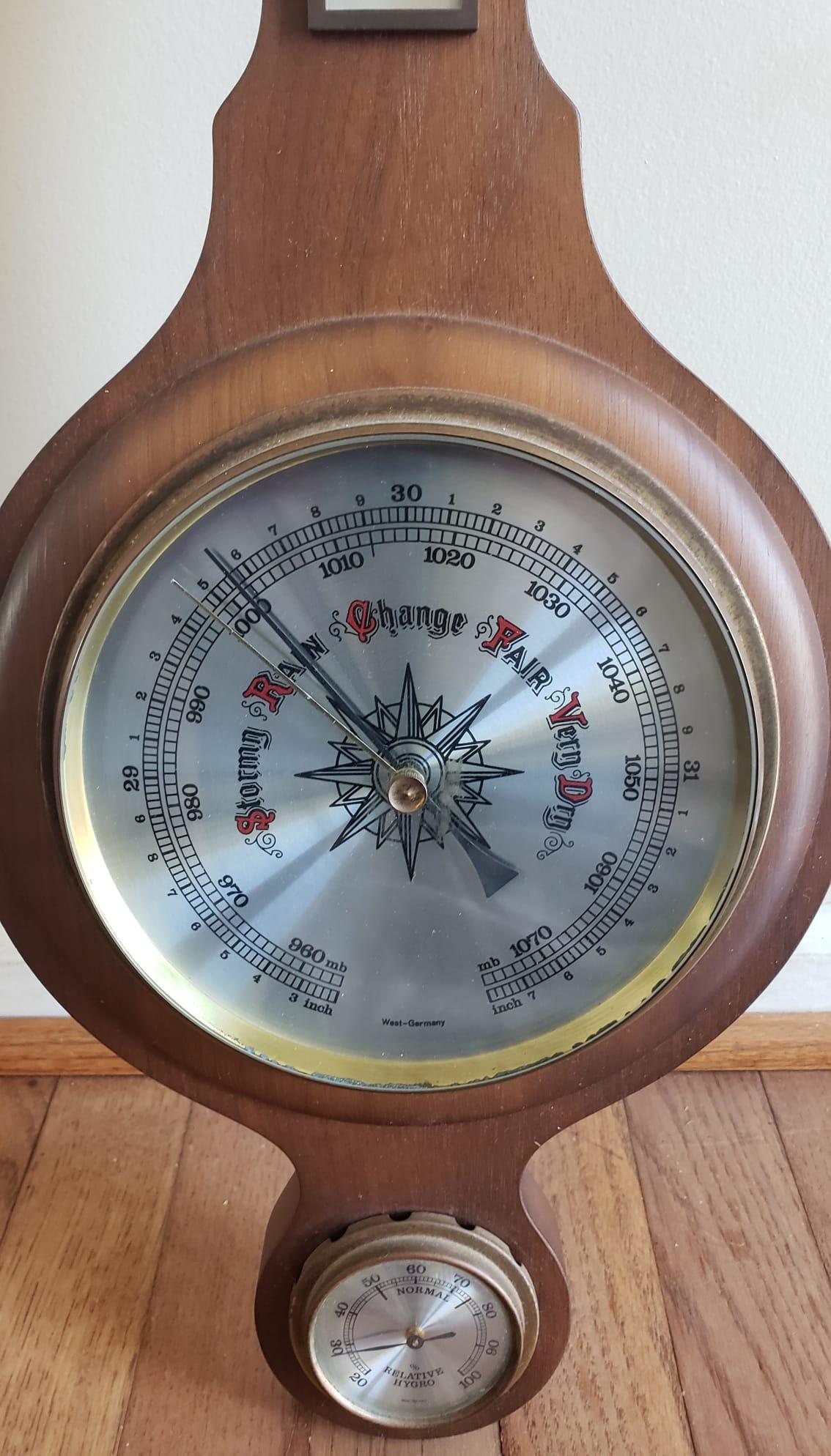 A 1960s decorative Georgian Style wall Barometer from West Germany. 28