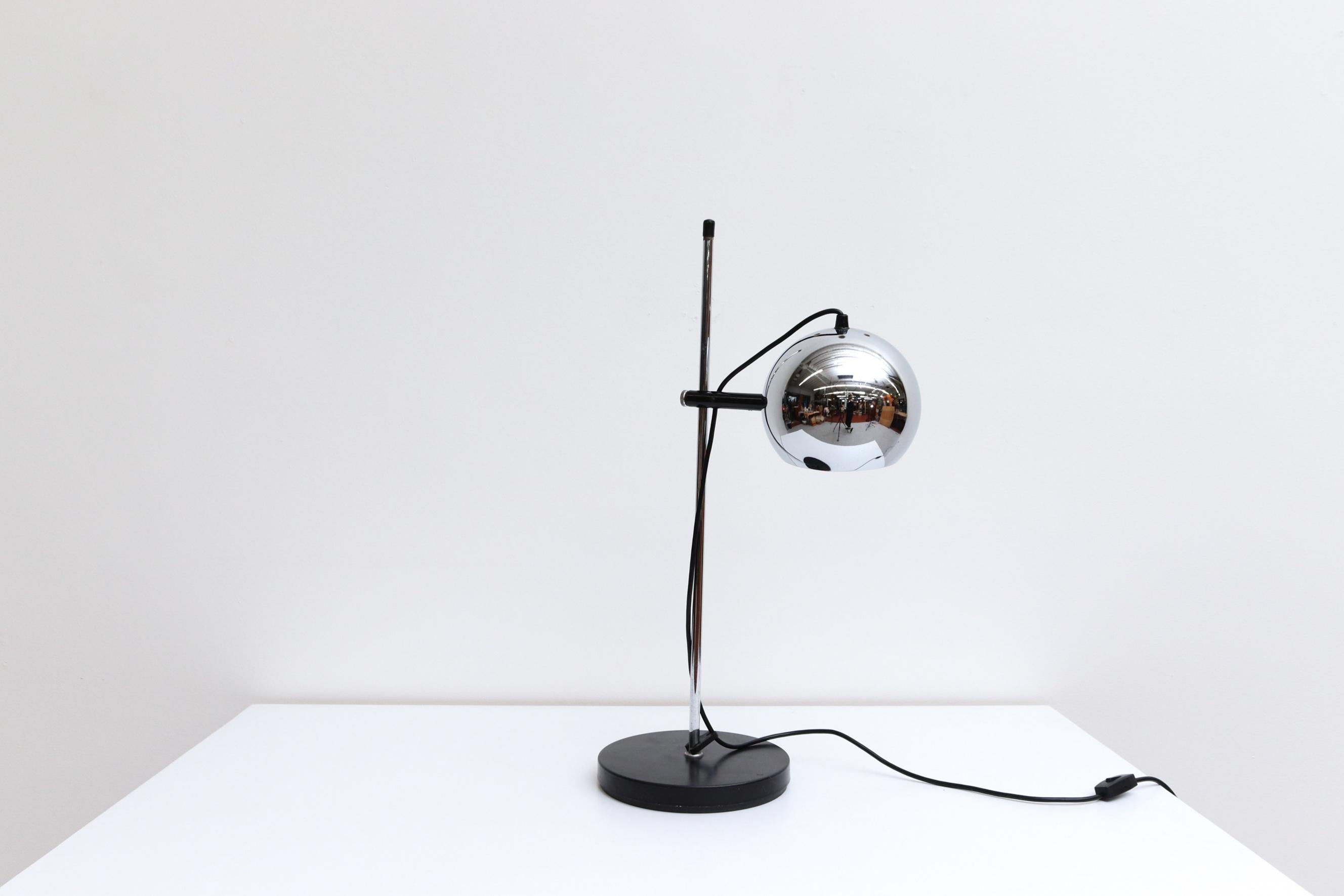 Mid Century, Gepo (attr), Chome Globe Table Lamp with Black Base 1