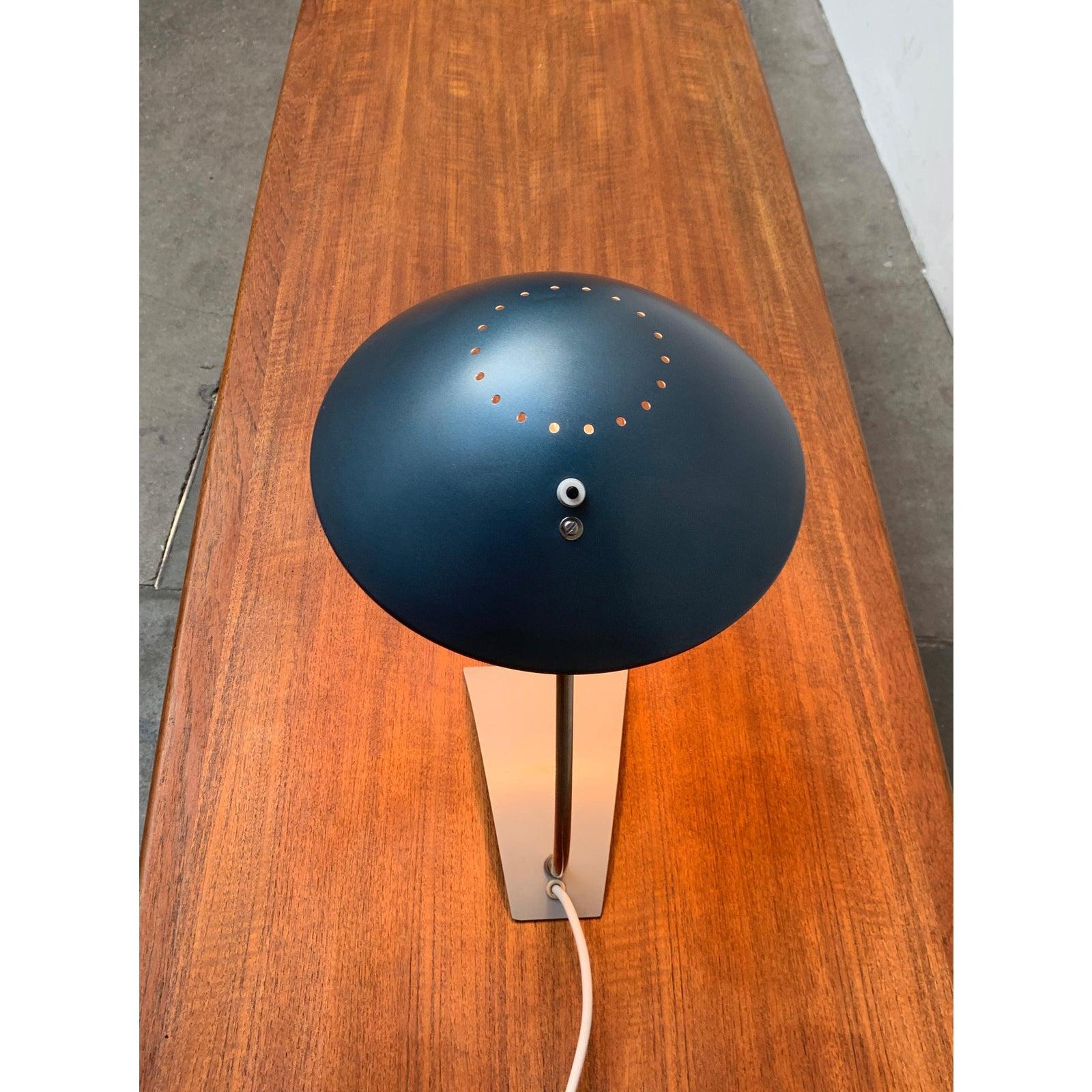 Mid-Century Modern Lampe de bureau allemande 6840 Kaiser Idell / Kaiser Leuchten, années 1960 en vente