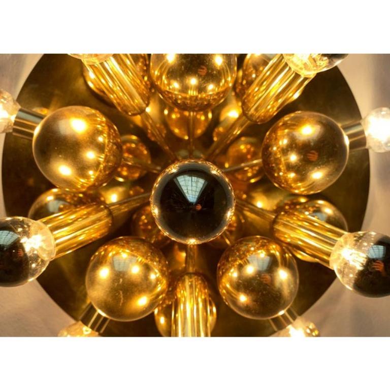 Lampada da soffitto o da parete atomica in ottone tedesca di metà secolo di Dorothee Becker, anni '70 In condizioni ottime in vendita a Hamburg, DE