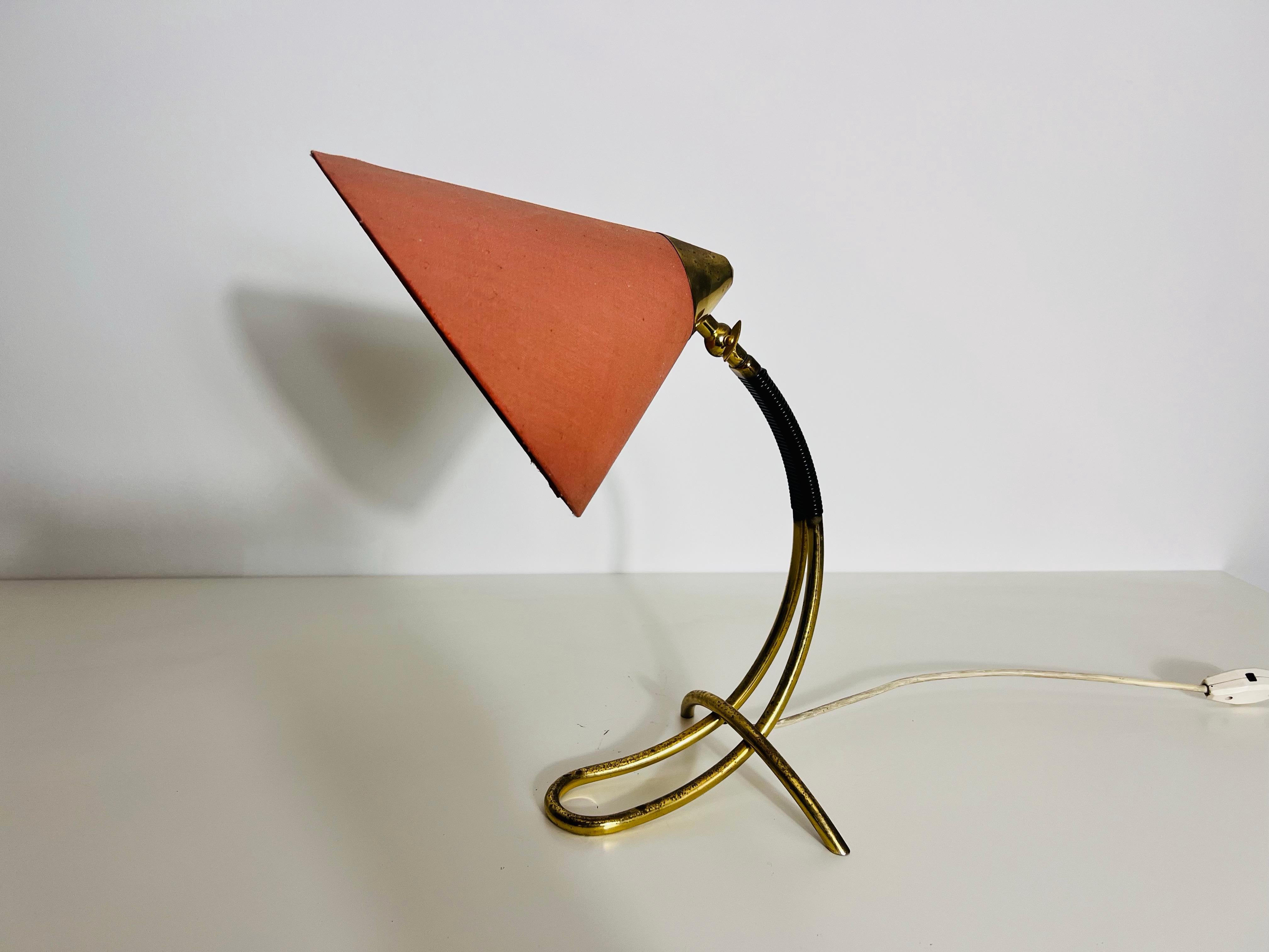 Allemand Lampe de table allemande en laiton du milieu du siècle, années 1960 en vente