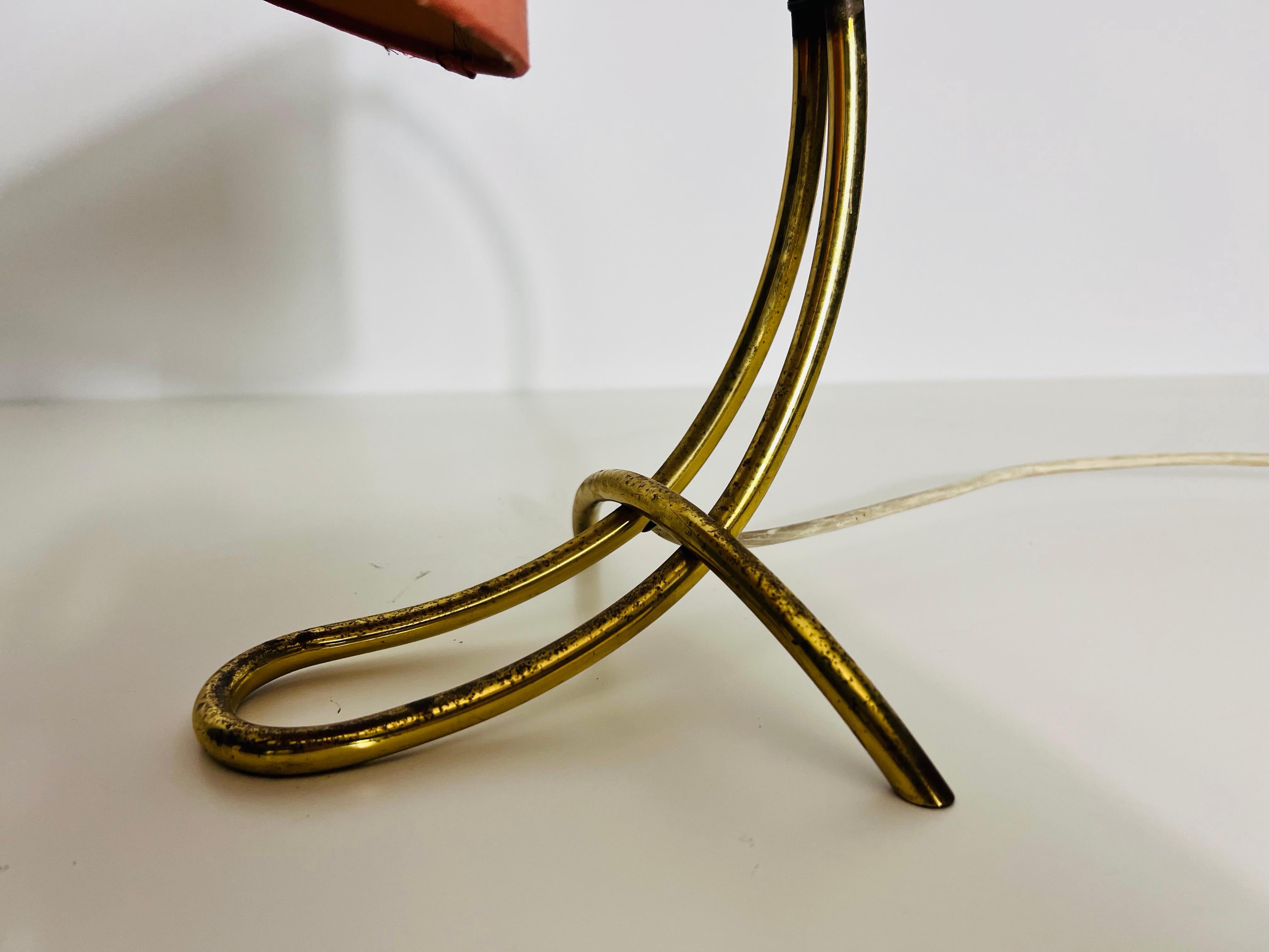 Lampe de table allemande en laiton du milieu du siècle, années 1960 en vente 1
