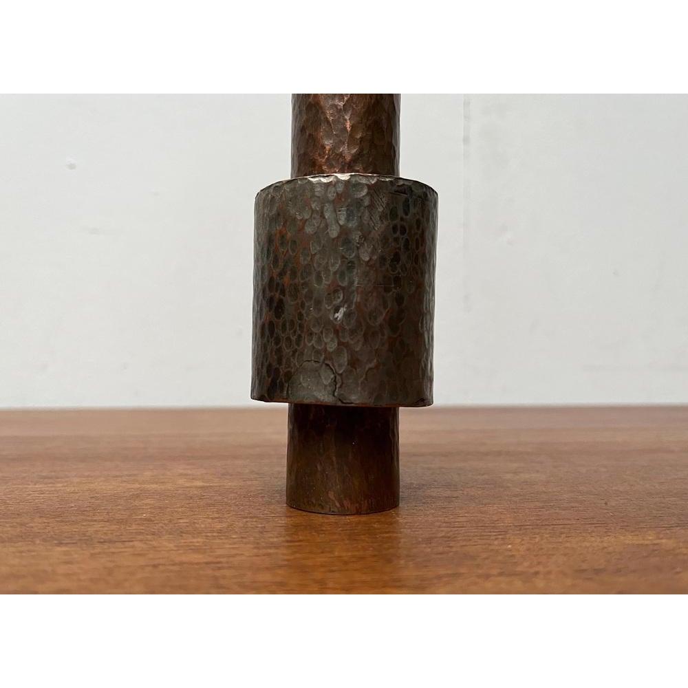 Deutsche brutalistische Kupfervase oder Kerzenständer aus der Jahrhundertmitte, 1960er Jahre im Angebot 1