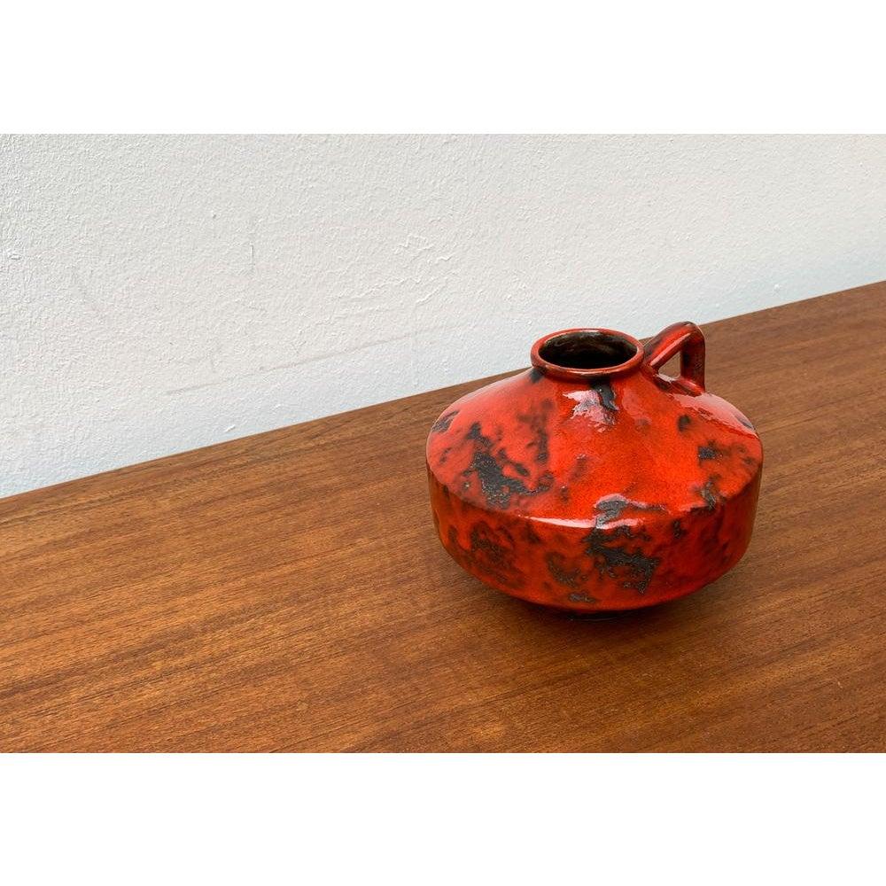 Deutsche brutalistische fette Lava-Keramik Ufo-Vase, 1960er Jahre im Angebot 5