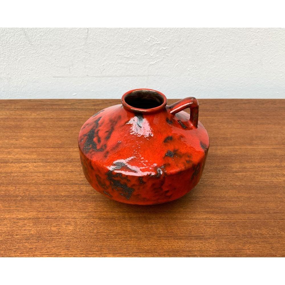 Deutsche brutalistische fette Lava-Keramik Ufo-Vase, 1960er Jahre (Moderne der Mitte des Jahrhunderts) im Angebot