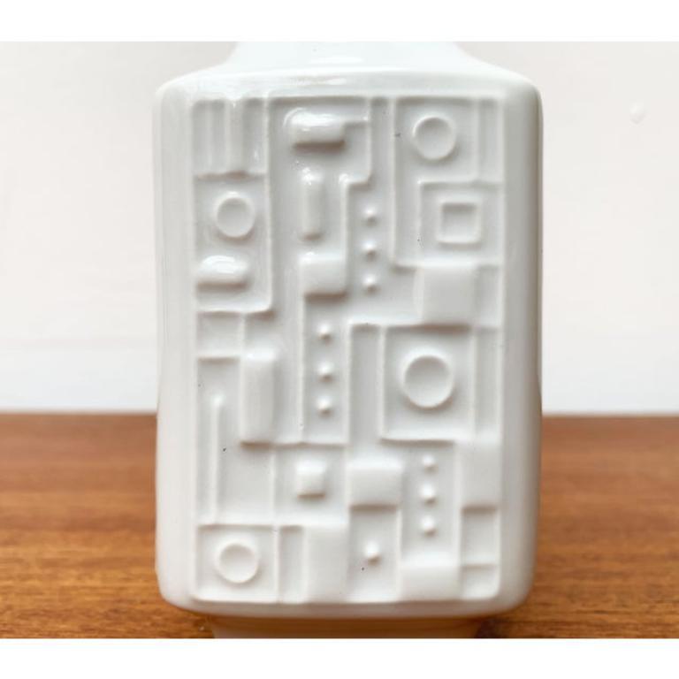 Mid-Century German Brutalist Porcelain Vase from Wunsiedel Bavaria Porzellan, 1960s, in Very Good conditions. Designed 1960 to 1969 This piece has an attribution mark, It is completely authentic for any authenticity issues arising from