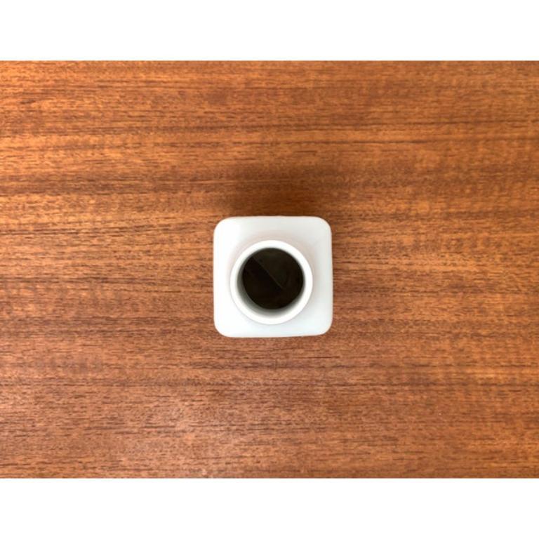 Mid-Century German Brutalist Porcelain Vase from Wunsiedel Bavaria, 1960s For Sale 2