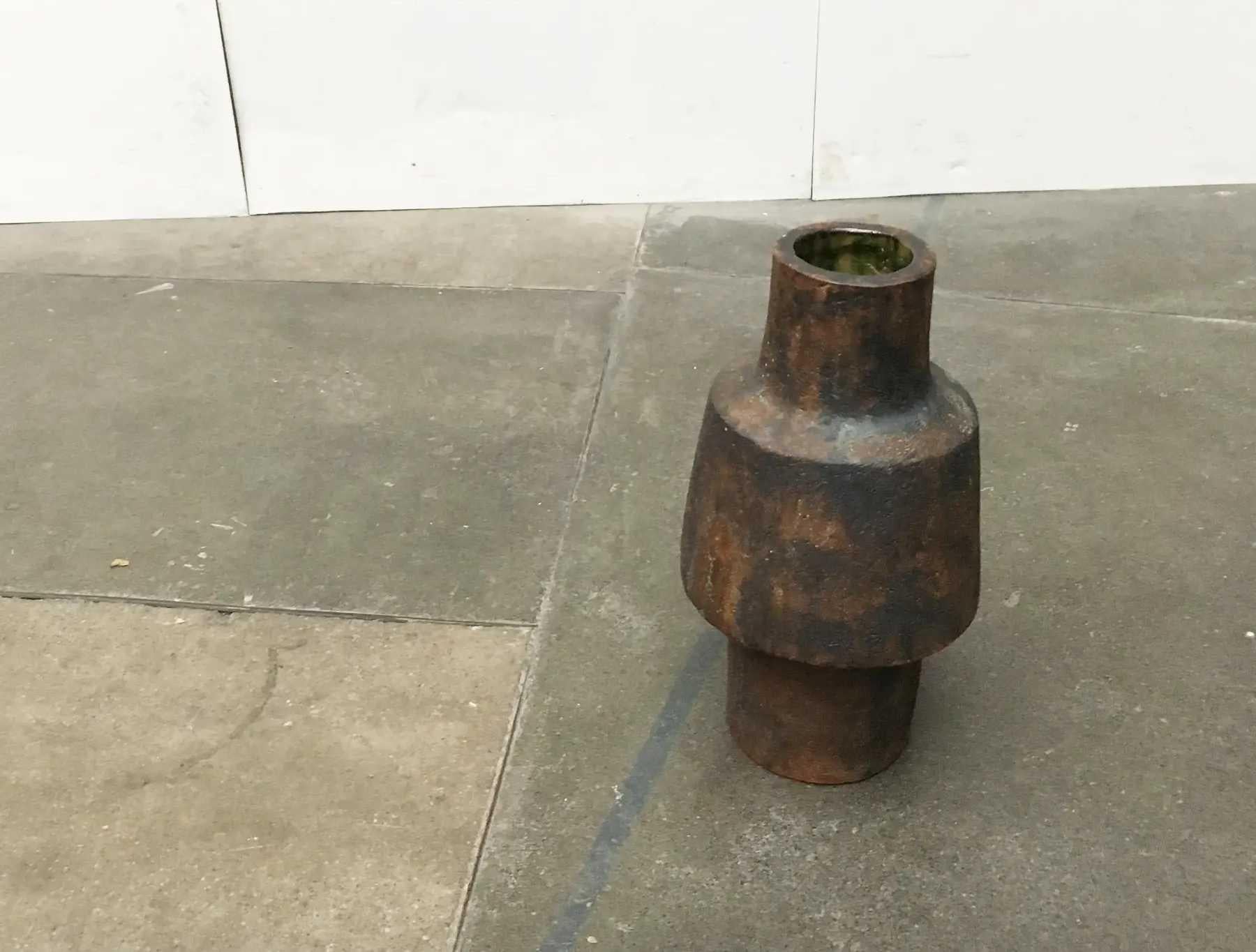 Mid-Century German Brutalist Studio Pottery Floor Vase by Gerhard Liebenthron For Sale 3