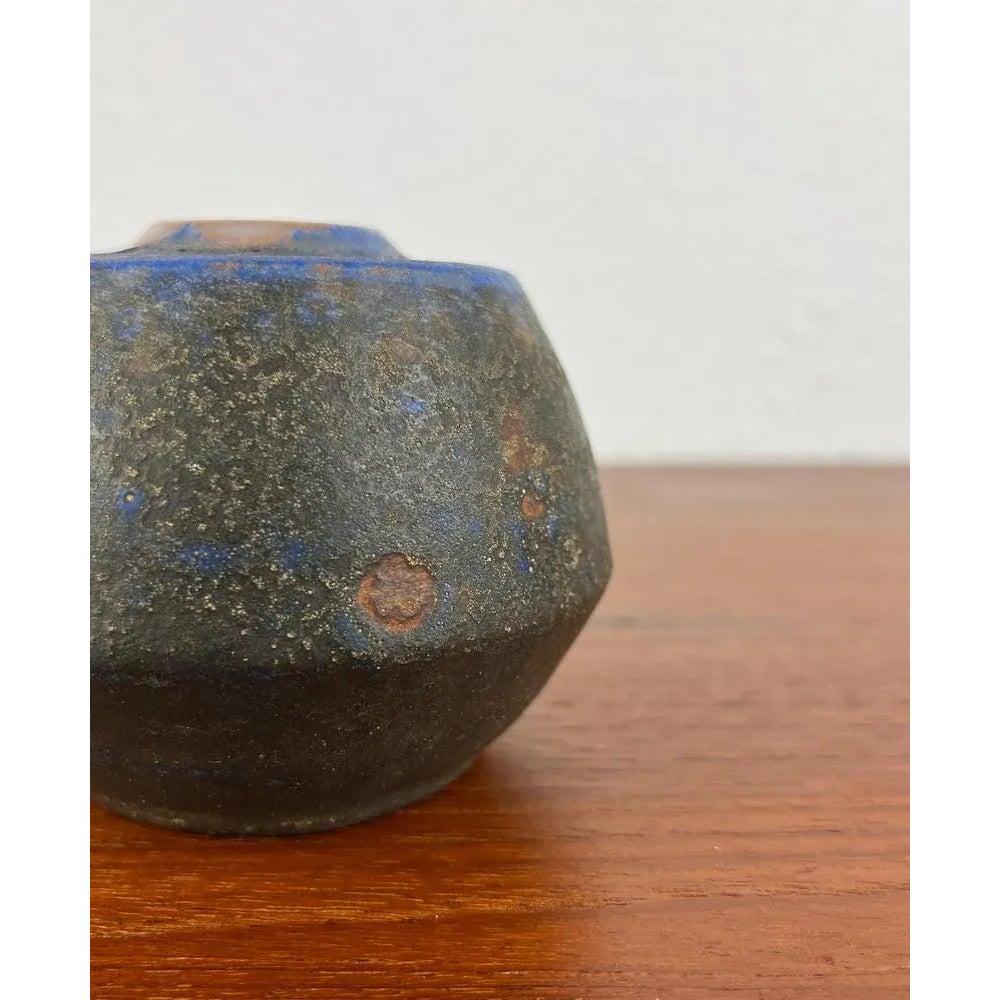 Mid-Century German Brutalist Studio Pottery Vase by Lu and Gerd Grove, 1962 For Sale 5