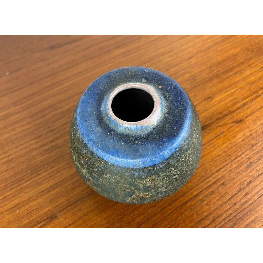 Mid-Century German Brutalist Studio Pottery Vase by Lu and Gerd Grove, 1962 For Sale 6