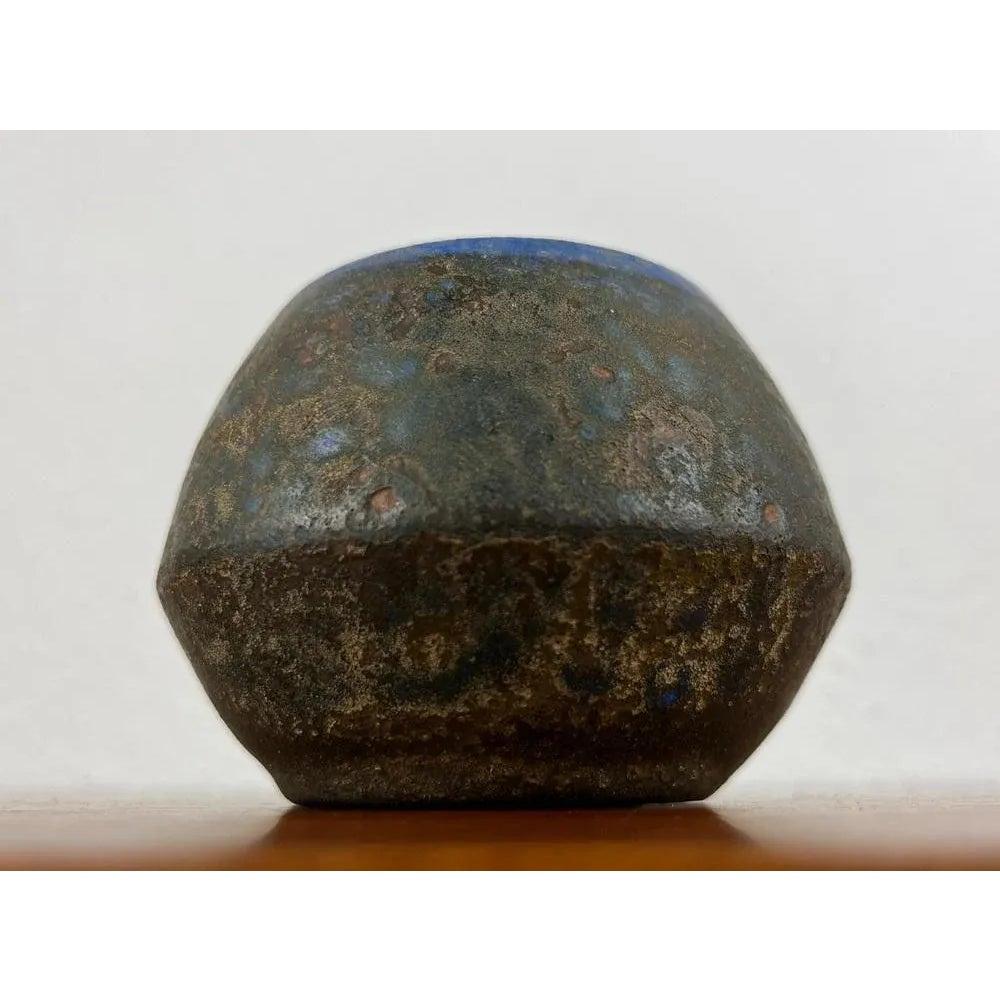 Mid-Century German Brutalist Studio Pottery Vase by Lu and Gerd Grove, 1962 For Sale 2