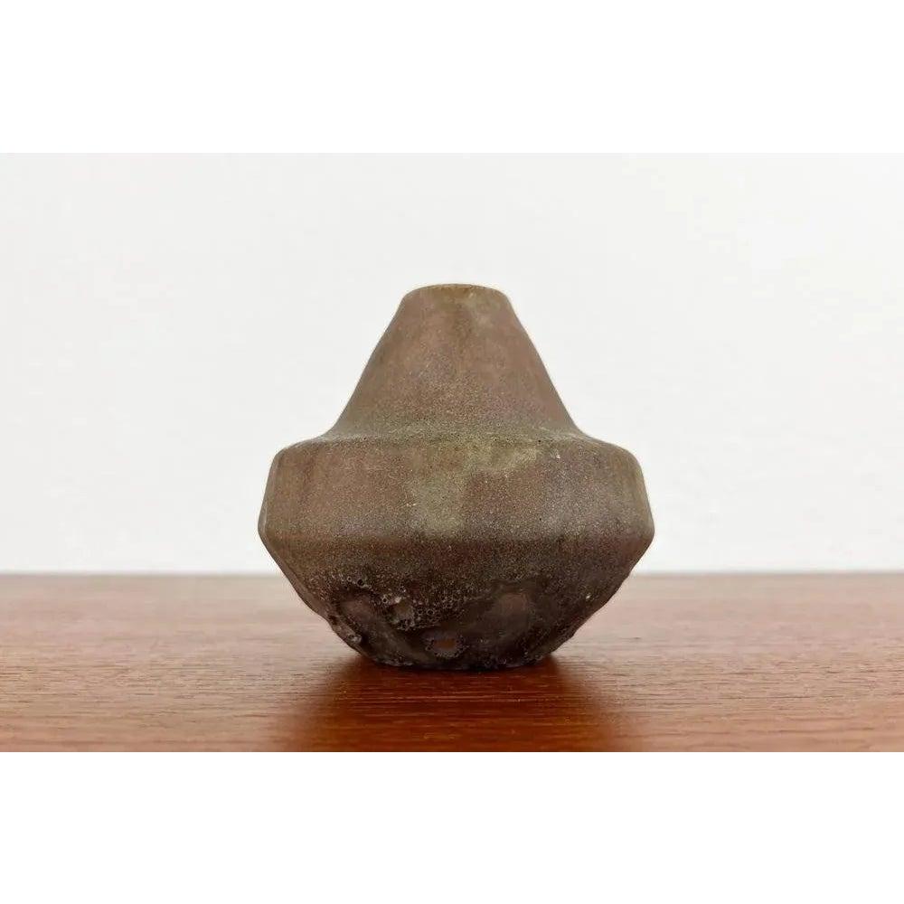 Mid-Century German Brutalist Studio Pottery Vase by Lu and Gerd Grove, 1963 For Sale 4