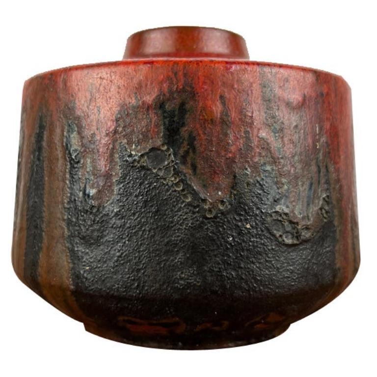 Vaso di Studio Pottery brutalista tedesco di metà secolo di Lu e Gerd Grove, 1964
