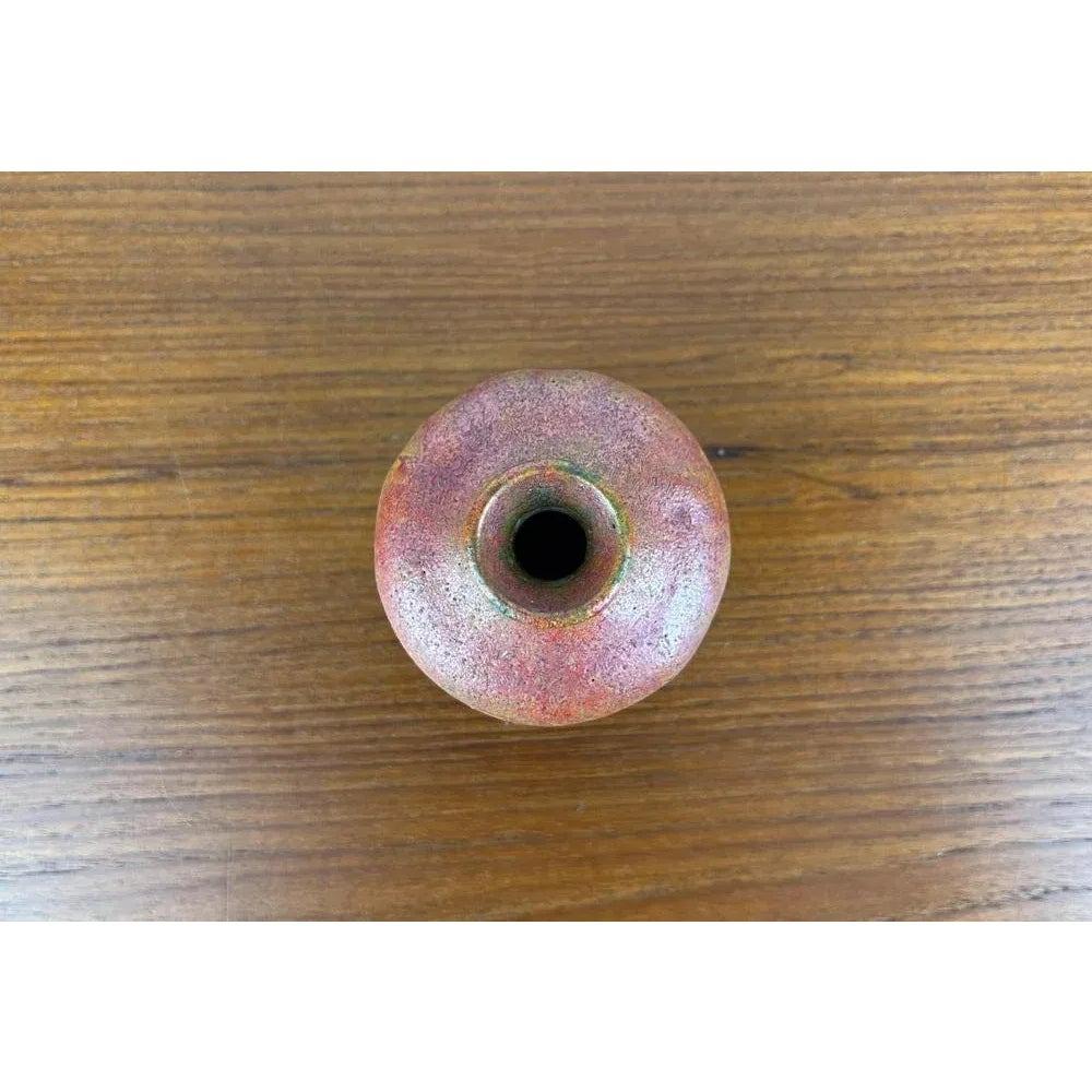 Mid-Century German Brutalist Studio Pottery Vase by Lu and Gerd Grove, 1968, in Very Good conditions. Designed 1960 to 1969 This piece has an attribution mark, I am sure that it is completely authentic and take full responsibility for any