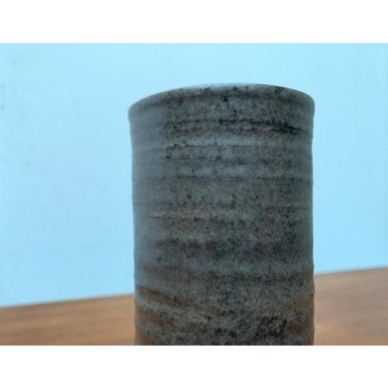 Deutsche brutalistische Studio Pottery Vase aus der Jahrhundertmitte von Petra Töpferei, 1960er Jahre im Zustand „Hervorragend“ im Angebot in Hamburg, DE