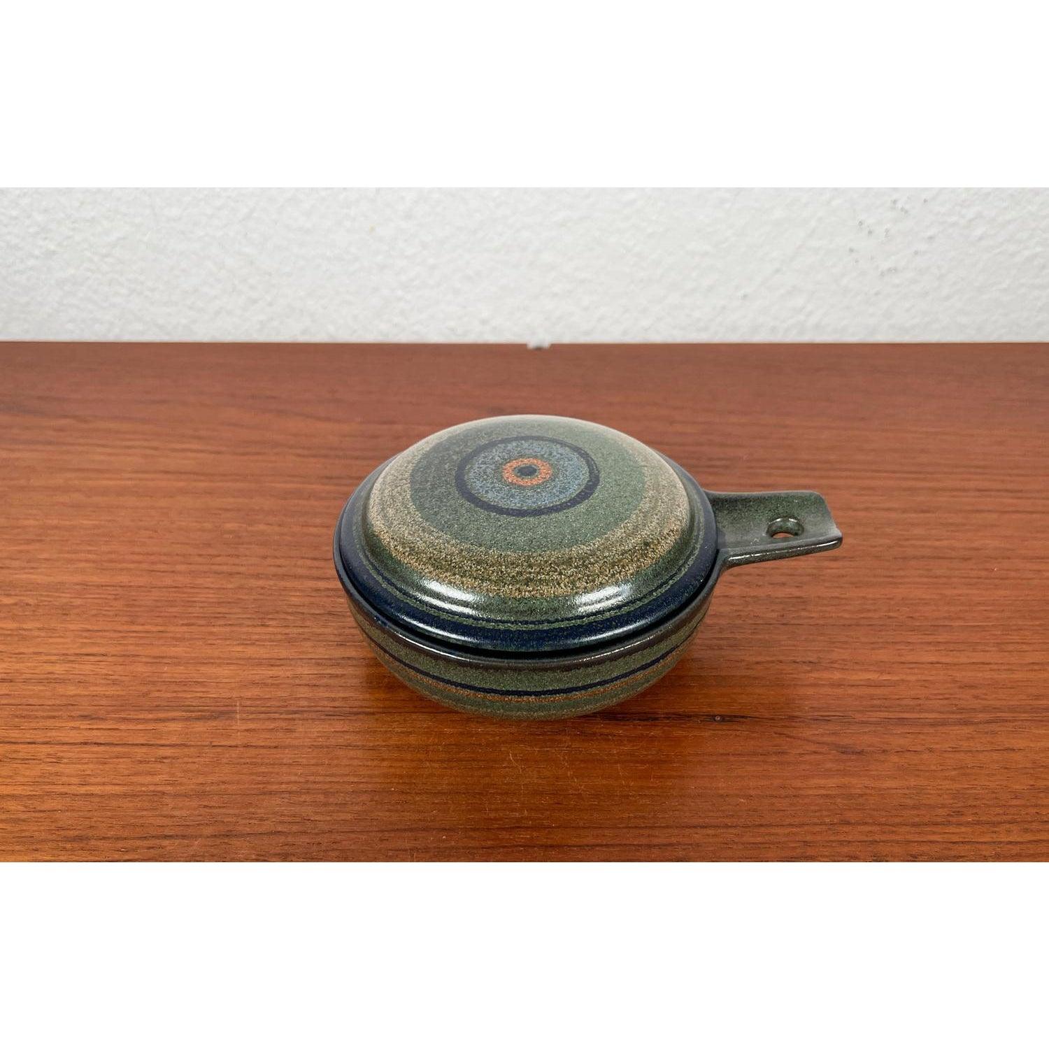 Mid-Century German Ceramic Bowl with Lid, 1960s, in Very Good conditions. Designed 1960 to 1969.

Additional information:
Materials: Ceramic
Style: Mid-Century Modern
Country of Origin: Germany
Color: Blue
Item Type: Vintage, Antique or