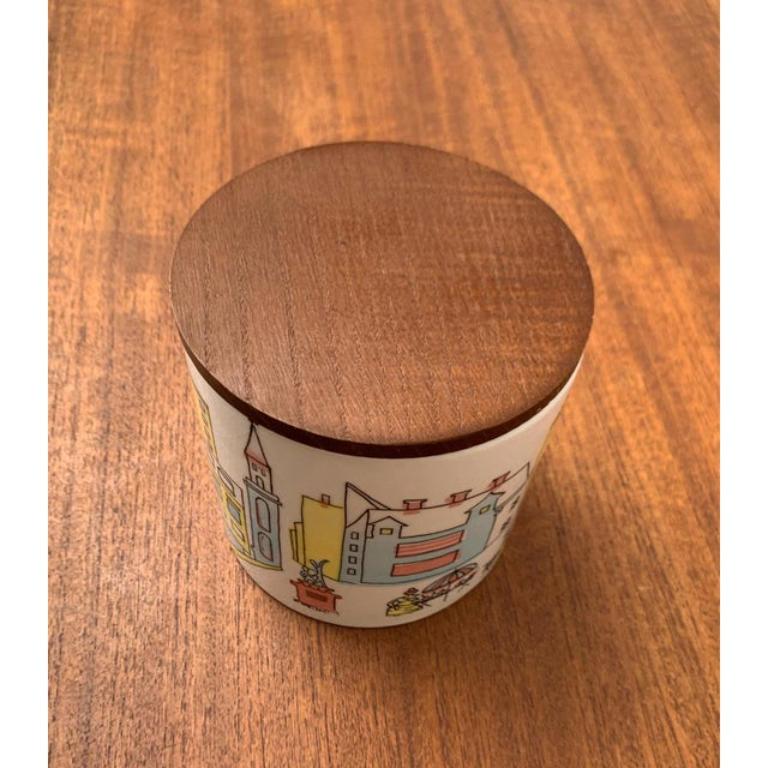 Tedesco Scatola o barattolo per biscotti in ceramica tedesca di metà secolo con coperchio in teak, anni '60 in vendita