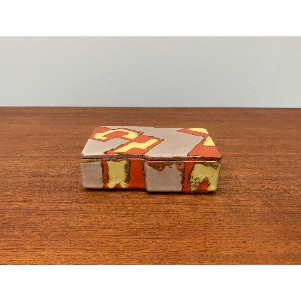 XX secolo Scatola in ceramica tedesca di metà secolo con coperchio, anni '60 in vendita