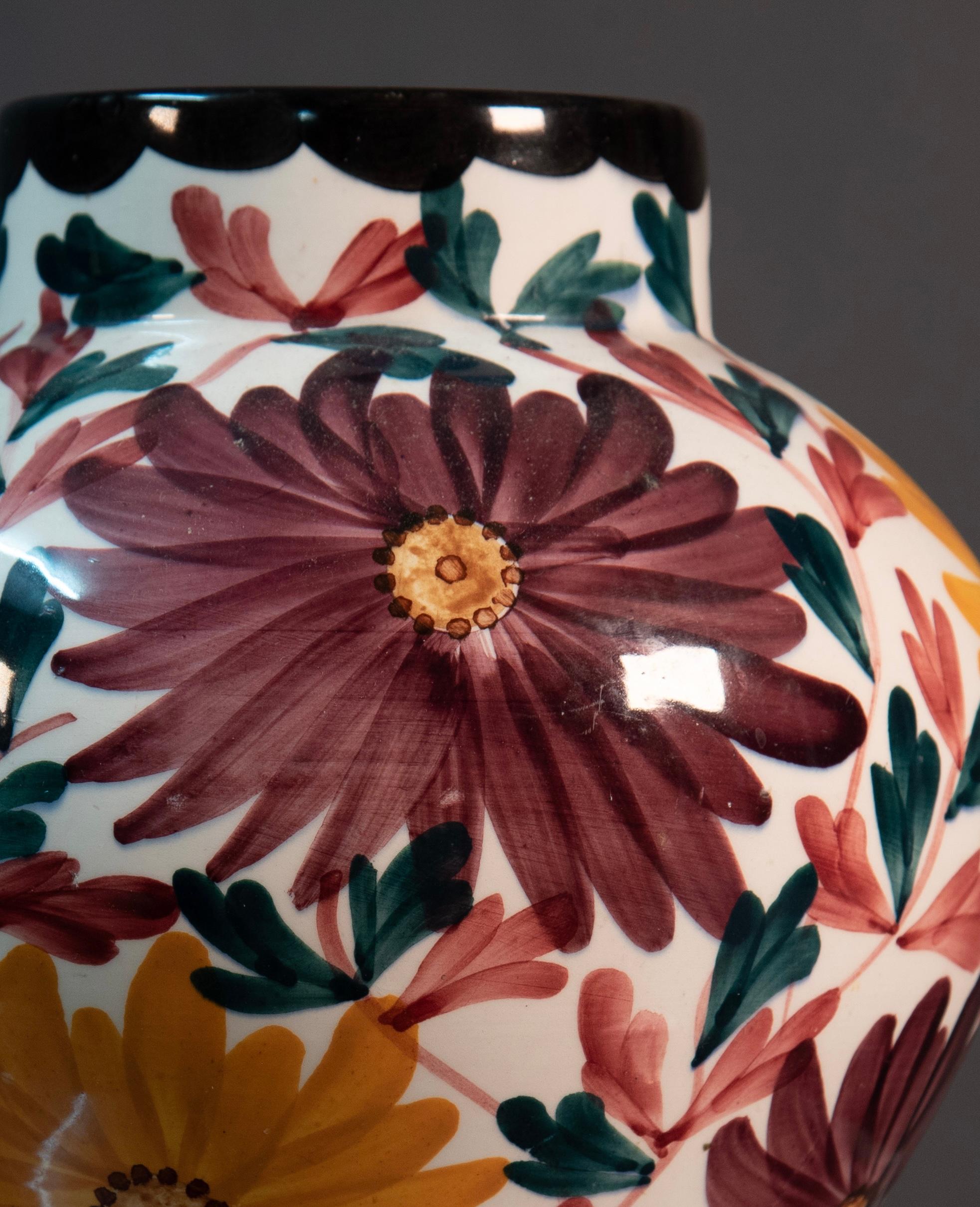 Mid-Century Modern Vase signé en céramique allemande du milieu du siècle en vente