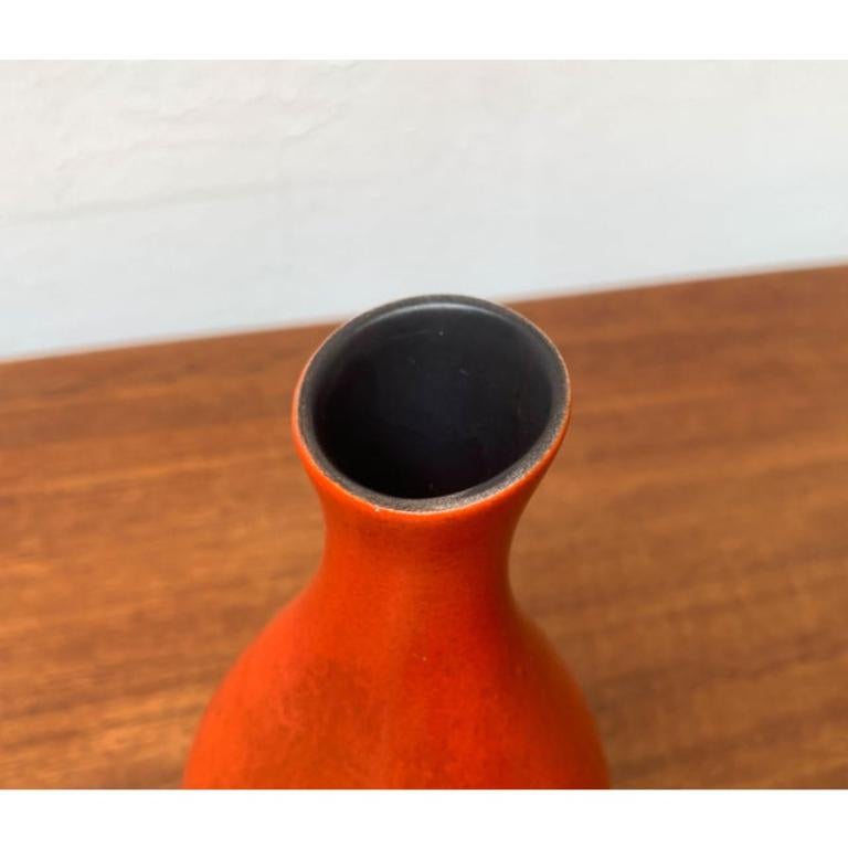 Vaso della serie Urania in ceramica tedesca di metà secolo di Wächtersbach, anni '60 In condizioni ottime in vendita a Hamburg, DE