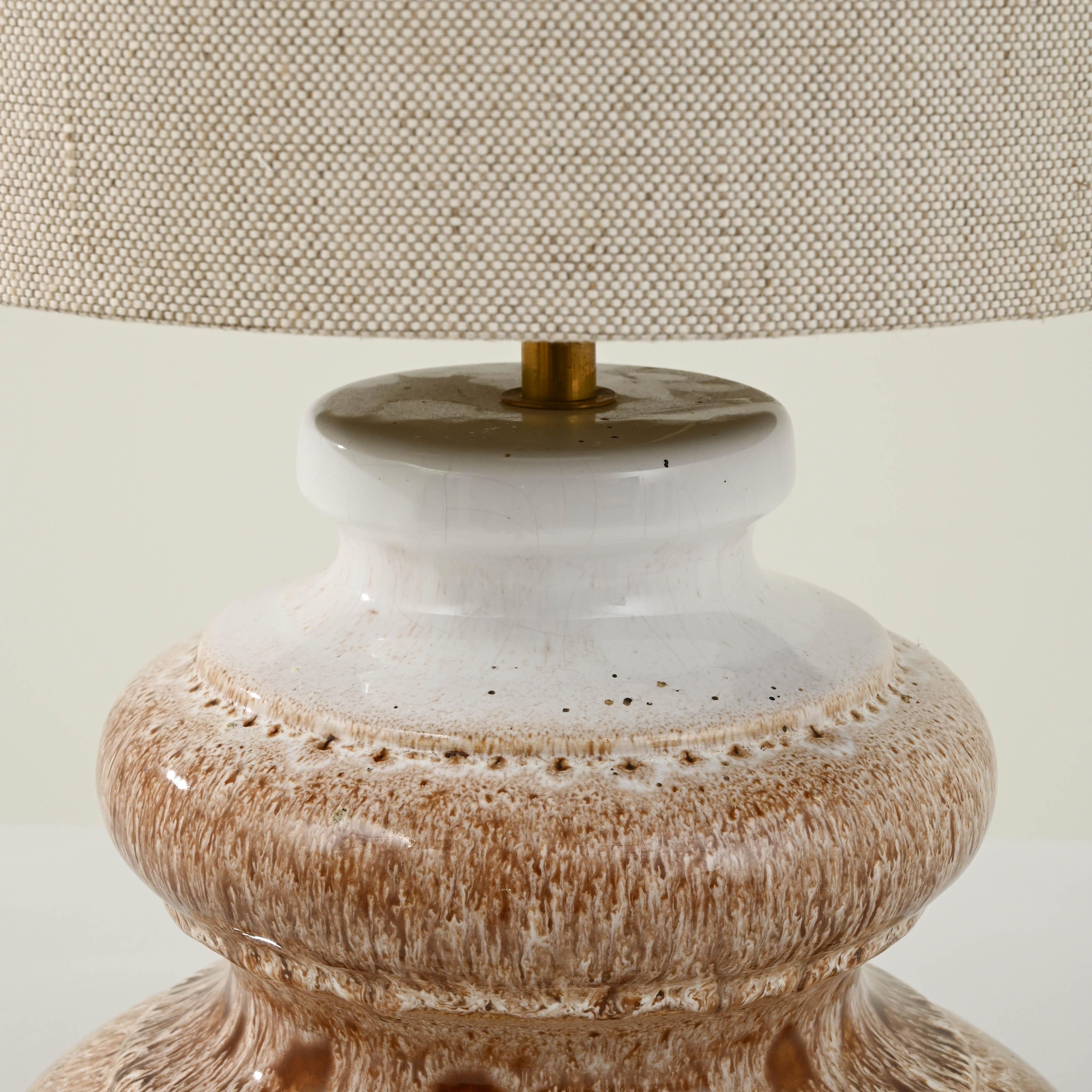 Mid-Century German Ceramic Vase Table Lamp For Sale 5