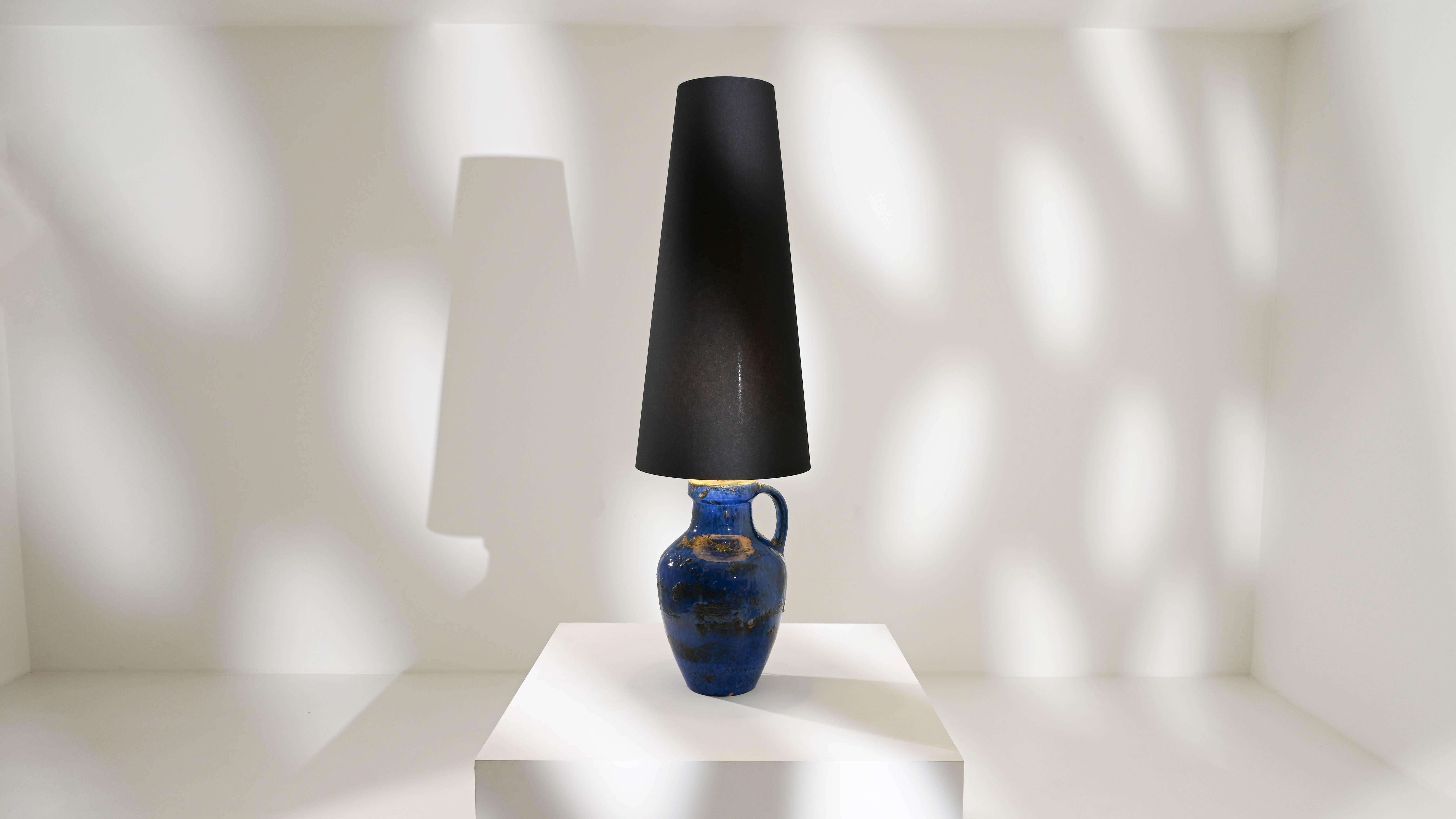 Mid-Century German Ceramic Vase Table Lamp For Sale 3