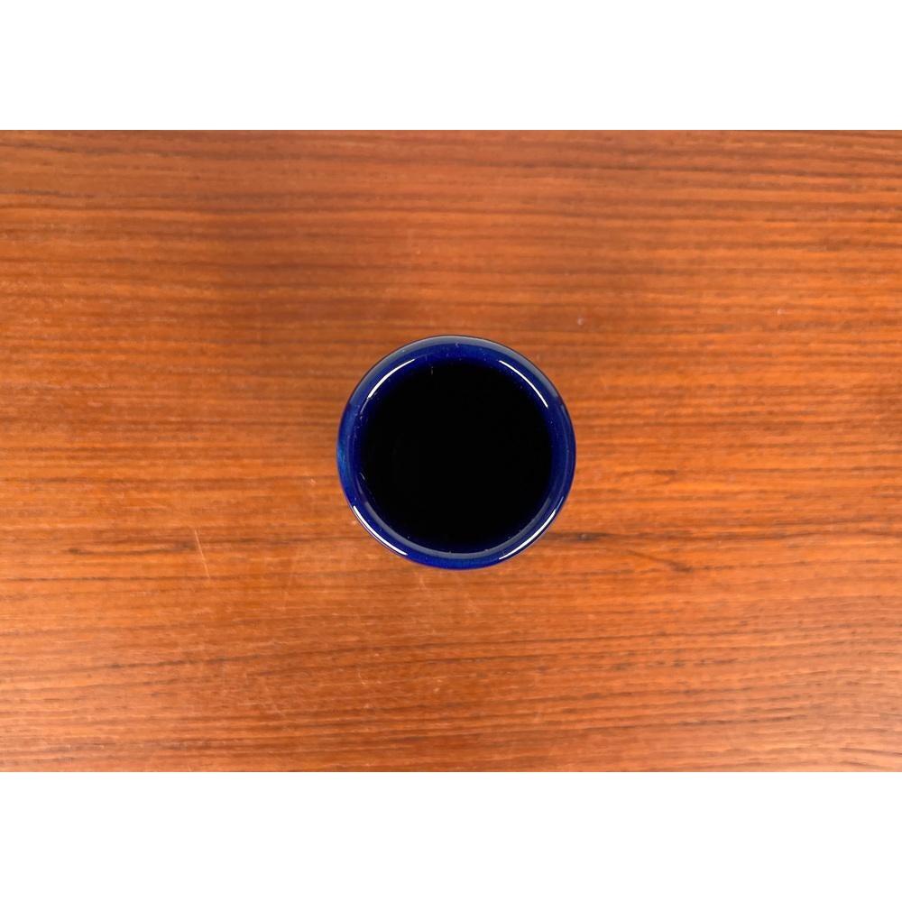 Ceramica Vaso tedesco di metà secolo in ceramica blu cobalto della serie Bangkok di Melitta, anni '60 in vendita