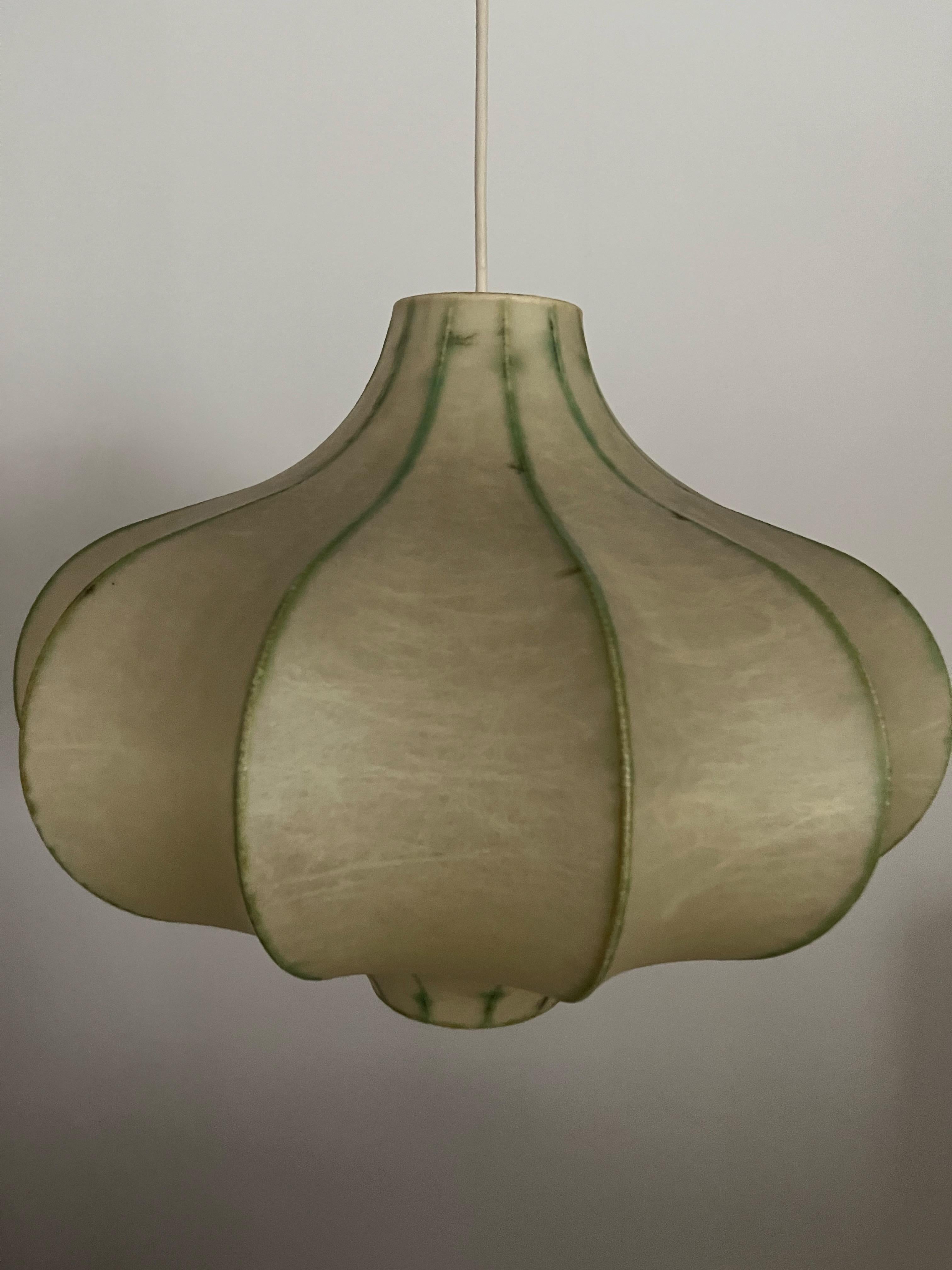 Deutscher „Cocoon“-Kronleuchter aus der Mitte des Jahrhunderts von Goldkant Leuchten, 1970er Jahre im Angebot 3