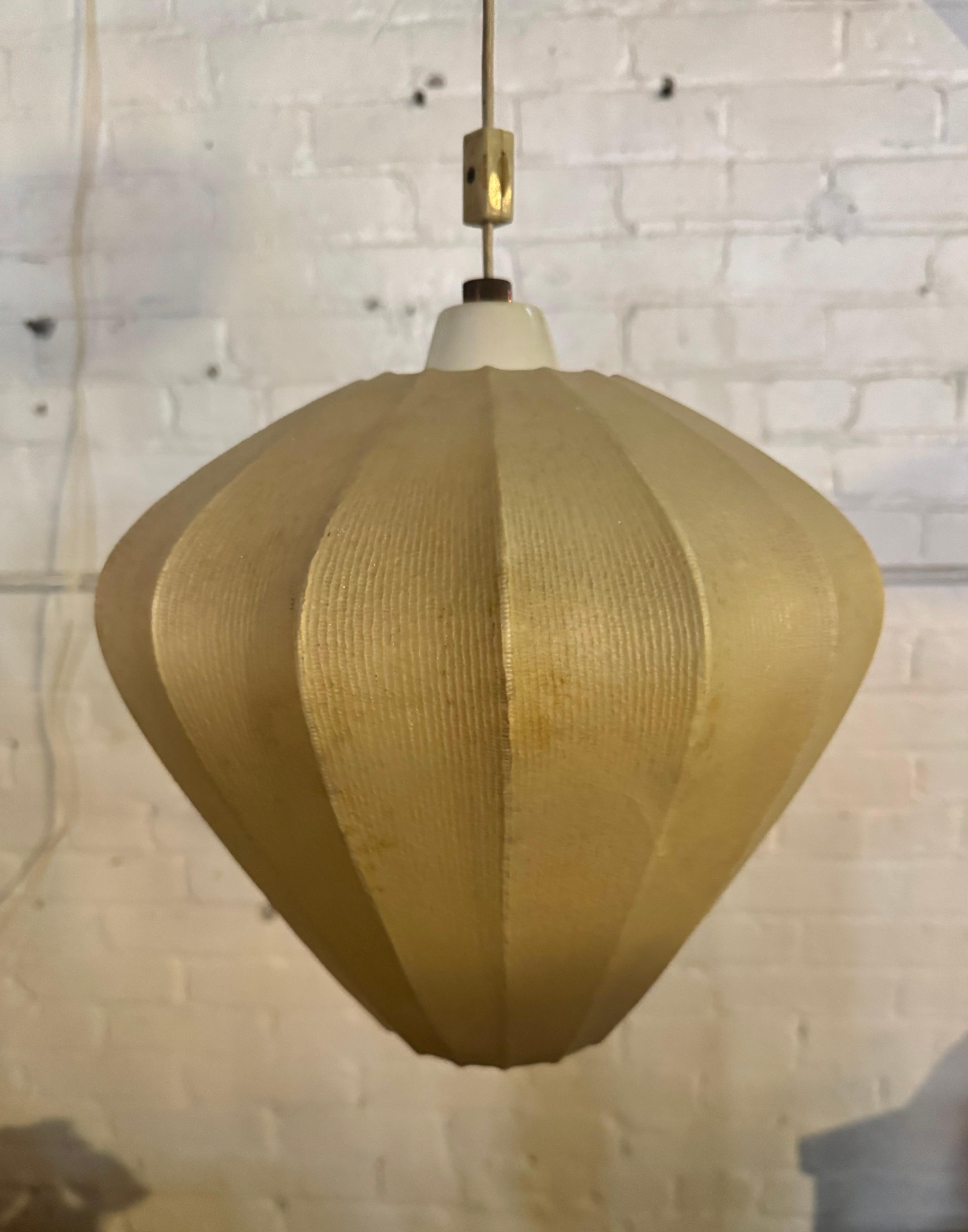 Deutsche Cocoon-Pendelleuchte aus der Mitte des Jahrhunderts von Friedel Wauer für Goldkant, 1960er Jahre im Angebot 2