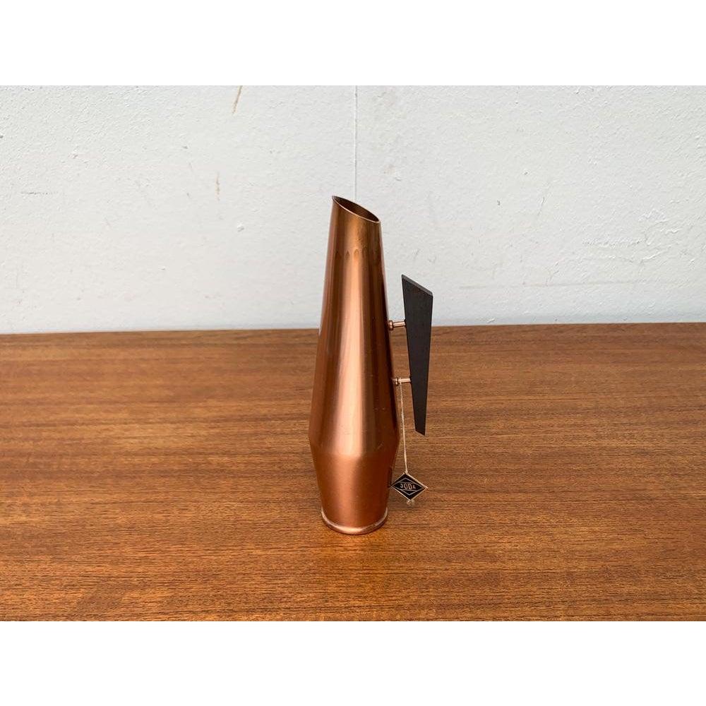Vaso a caraffa in Cooper e teak della Germania di metà secolo di Joda, anni '50 In condizioni ottime in vendita a Hamburg, DE