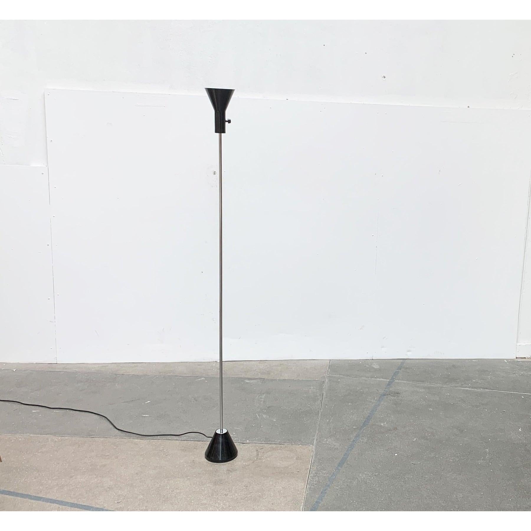 Lampada da terra tedesca ES 57 di Egon Eiermann per Tecnolumen, 1950 in vendita 1