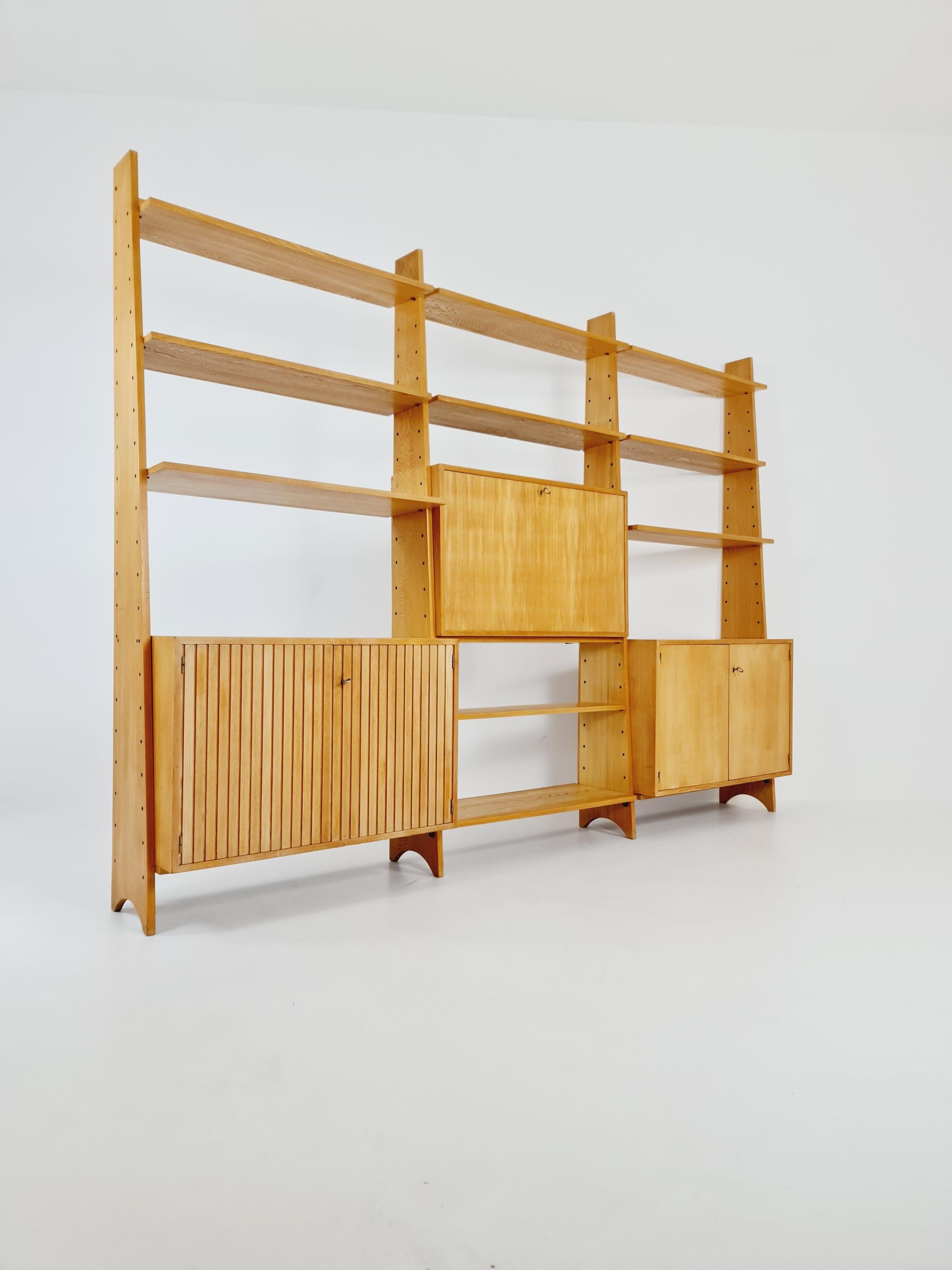 Mid-Century German freestanding vintage library bookcase shelf, 3-parts, 1960s For Sale 5