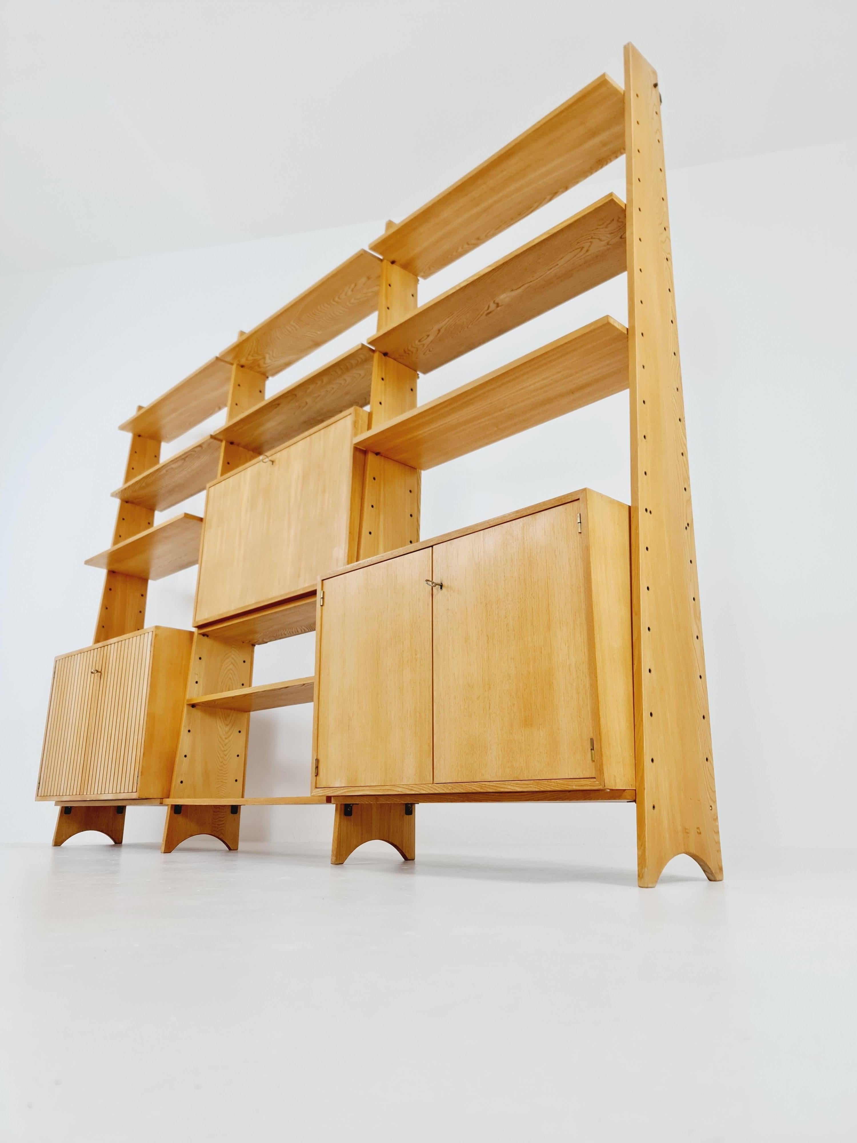 Mid-Century German freestanding vintage library bookcase shelf, 3-parts, 1960s For Sale 9