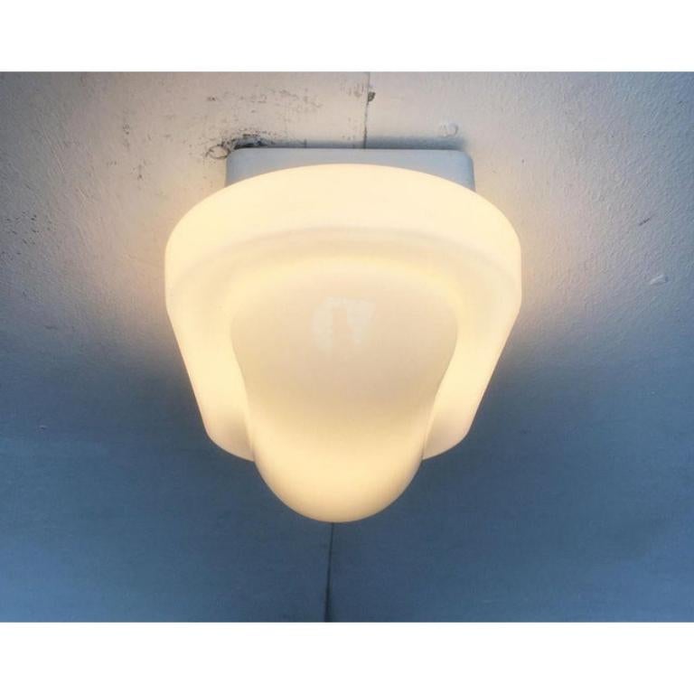 XX secolo Set di 3 lampade in vetro tedesche di metà secolo di Peill & Putzler in vendita