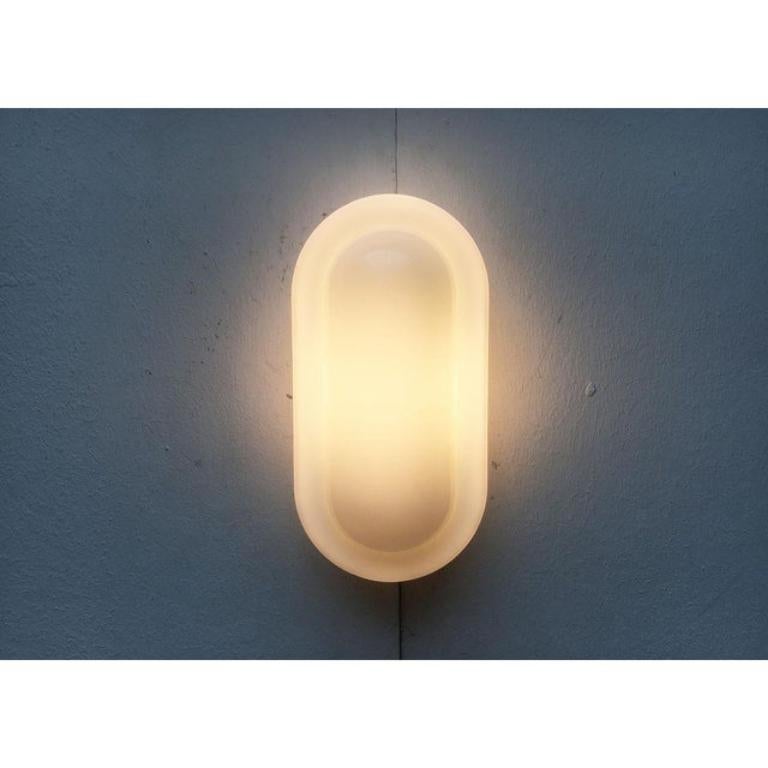 Set di 3 lampade in vetro tedesche di metà secolo di Peill & Putzler in vendita 1