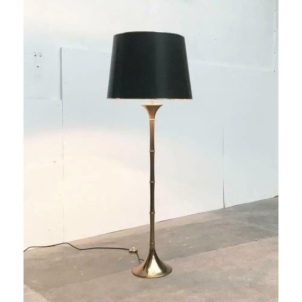 Lámpara de pie de bambú estilo Hollywood Regency alemán de mediados de siglo de Ingo Maurer, años 60 Metal en venta