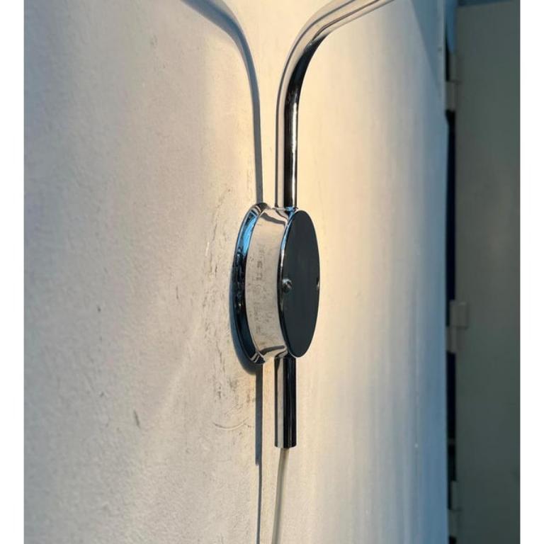 Lampada da parete cromata in stile Hollywood Regency tedesco di metà secolo di Florian Schulz in vendita 4