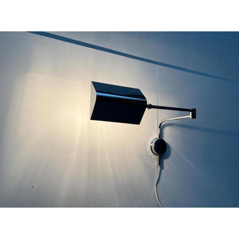 Mid-Century moderno Lampada da parete cromata in stile Hollywood Regency tedesco di metà secolo di Florian Schulz in vendita